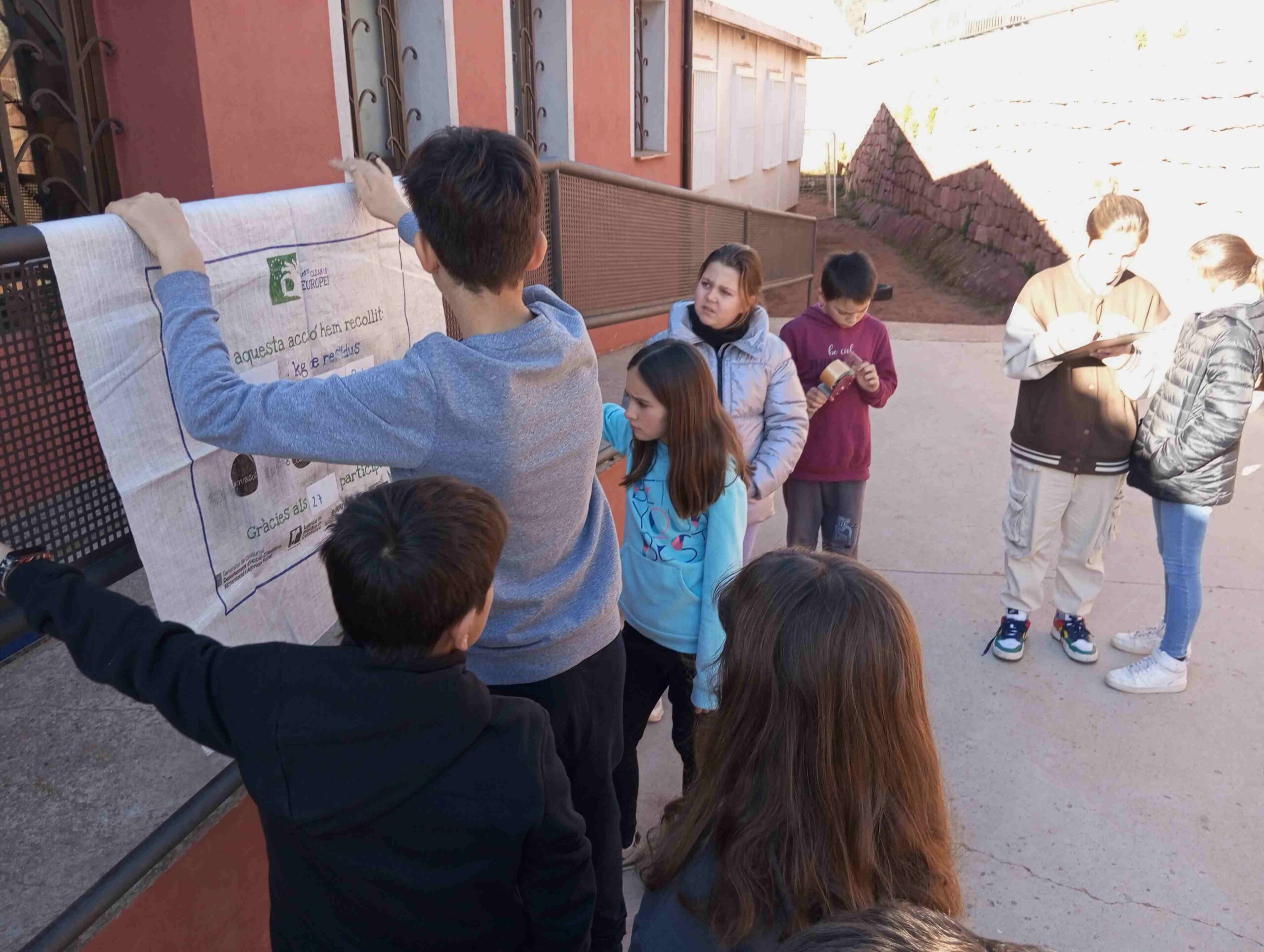 LETS CLEAN UP ENTORN (3)