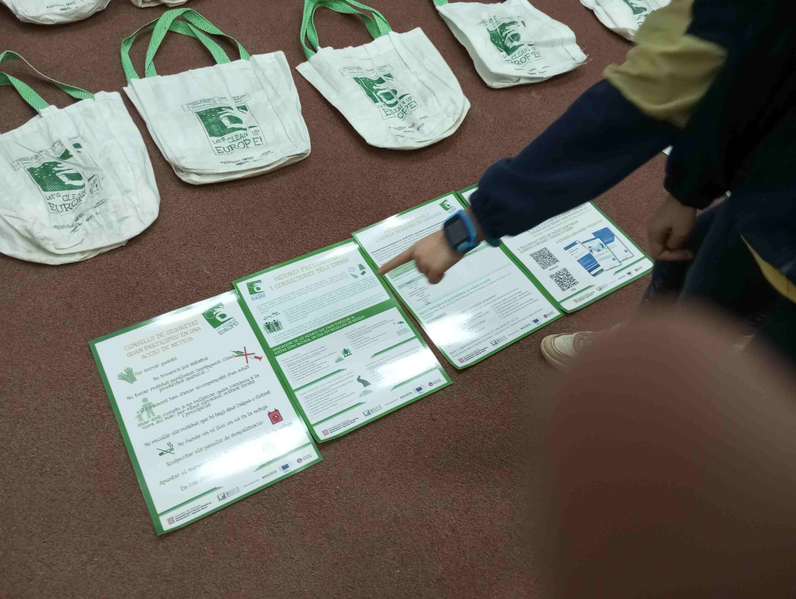 lets_clean_entorn (8)