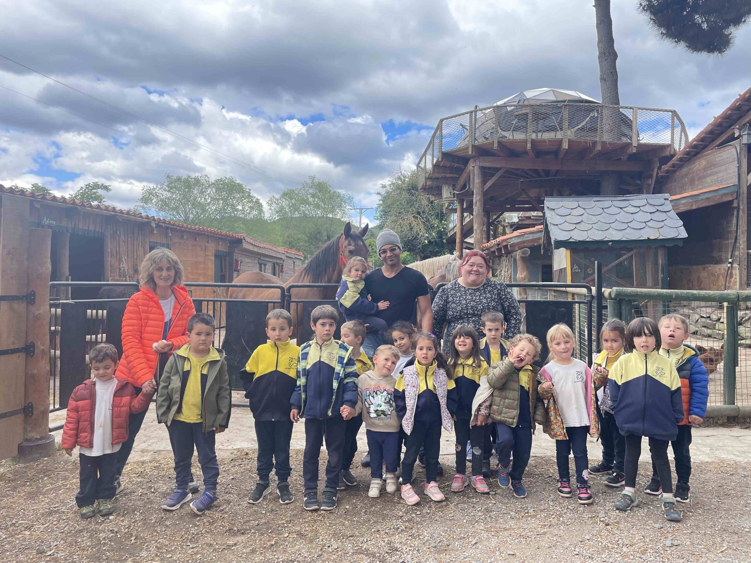 OFICI PARES LAIA CASETES FUSTA (37)