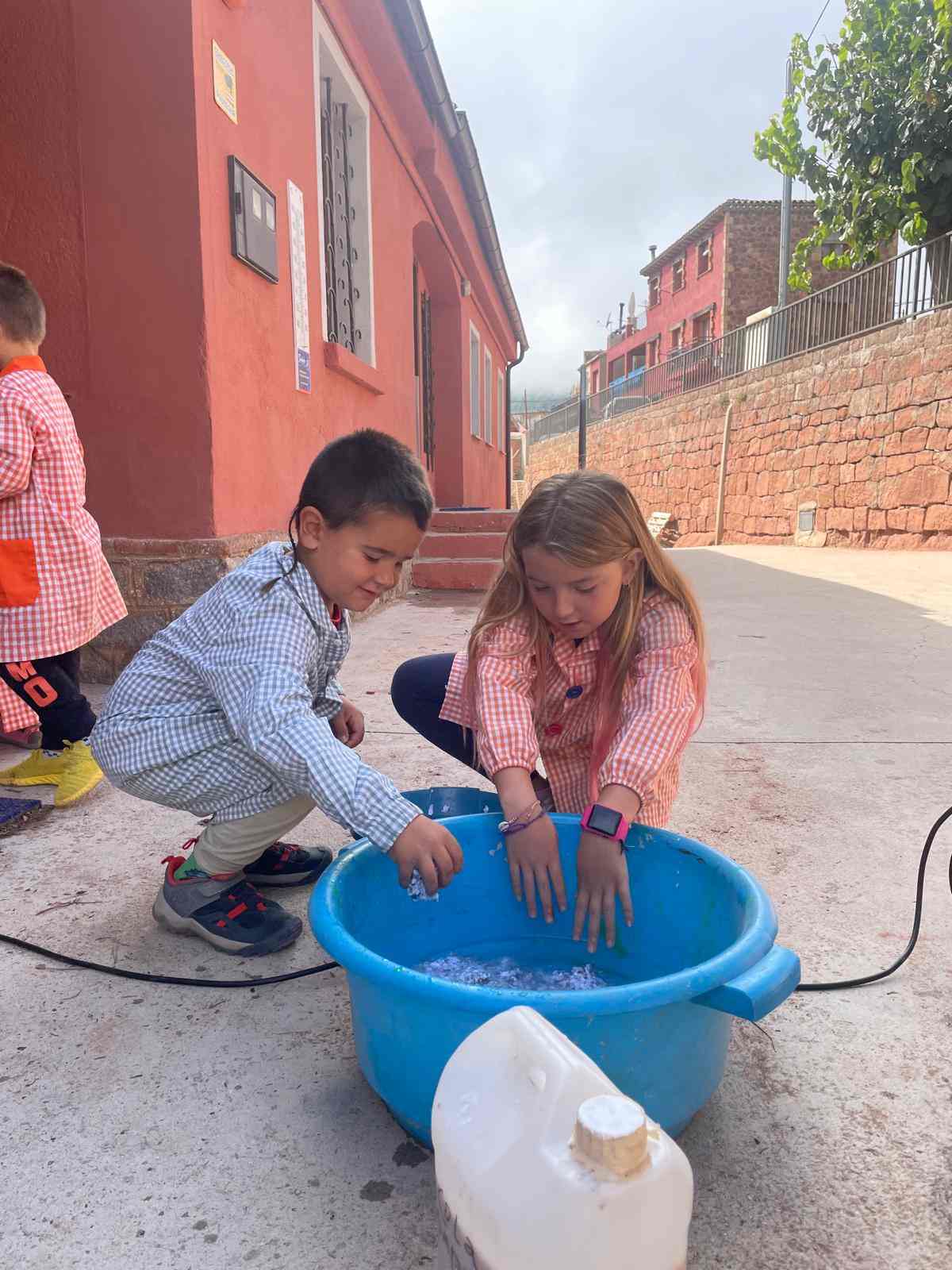 PAPER RECICLAT (3) (Copy)