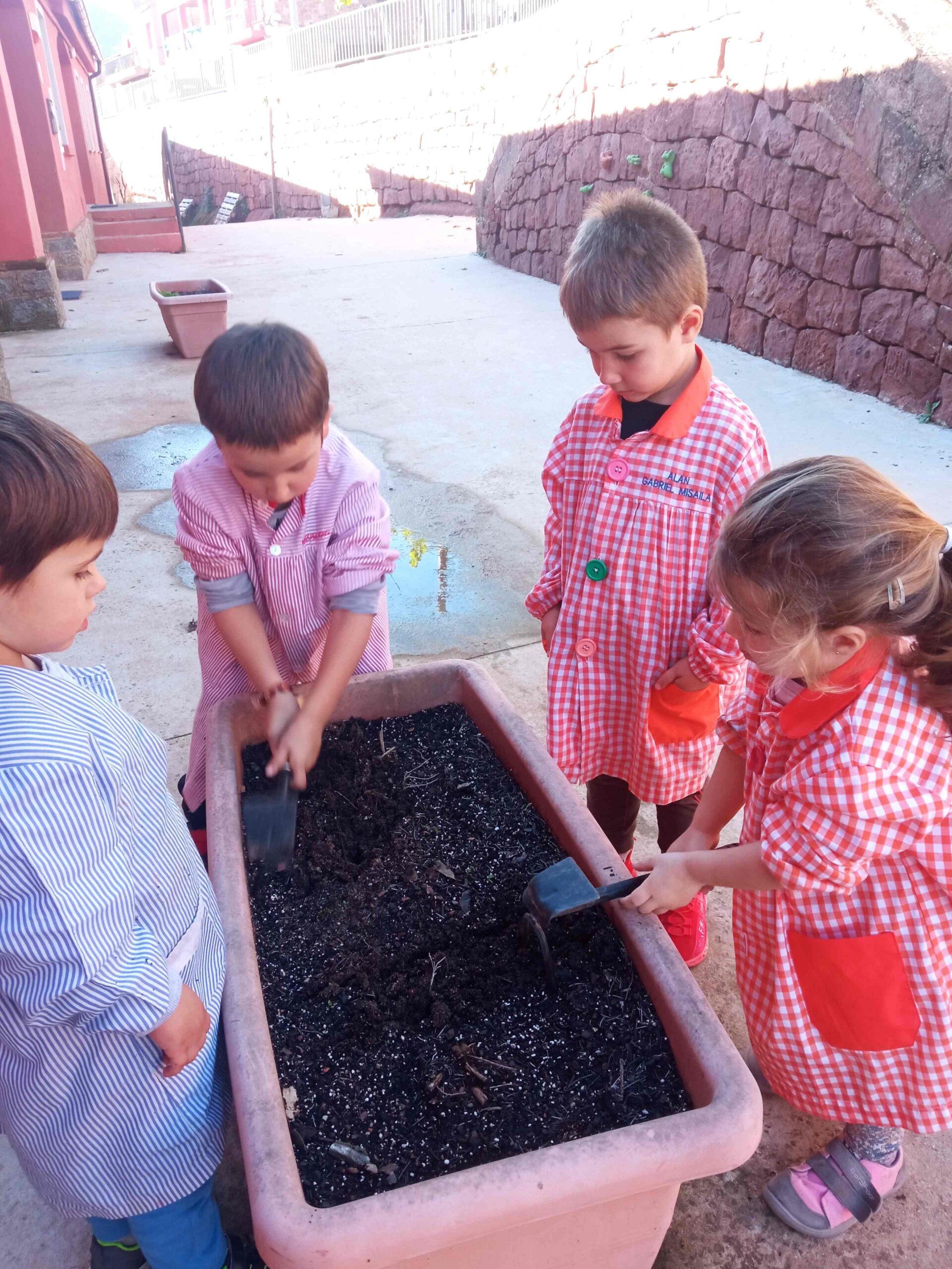 SEMBREM ESCOLES (11) (Copy)