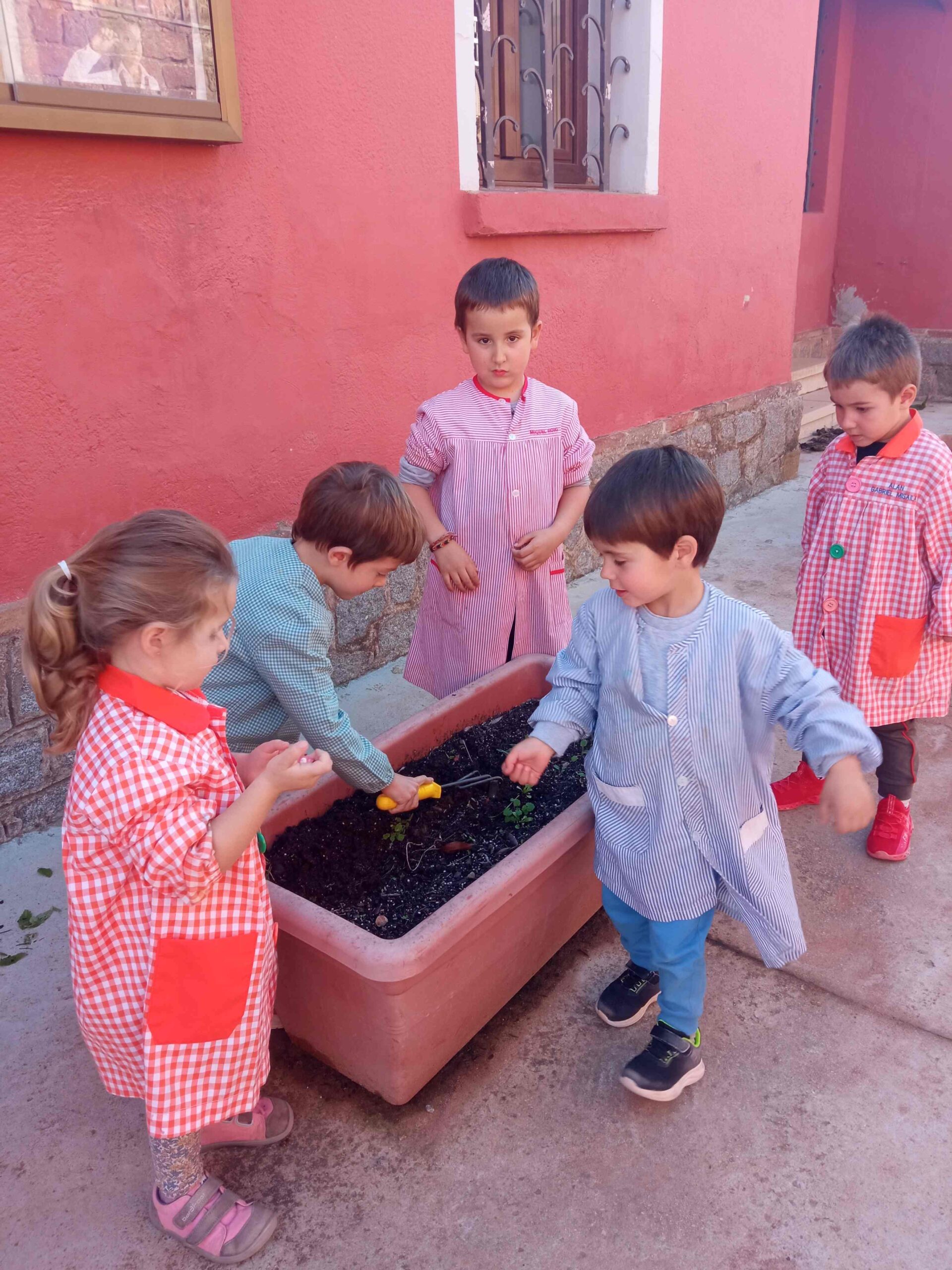 SEMBREM ESCOLES (15) (Copy)