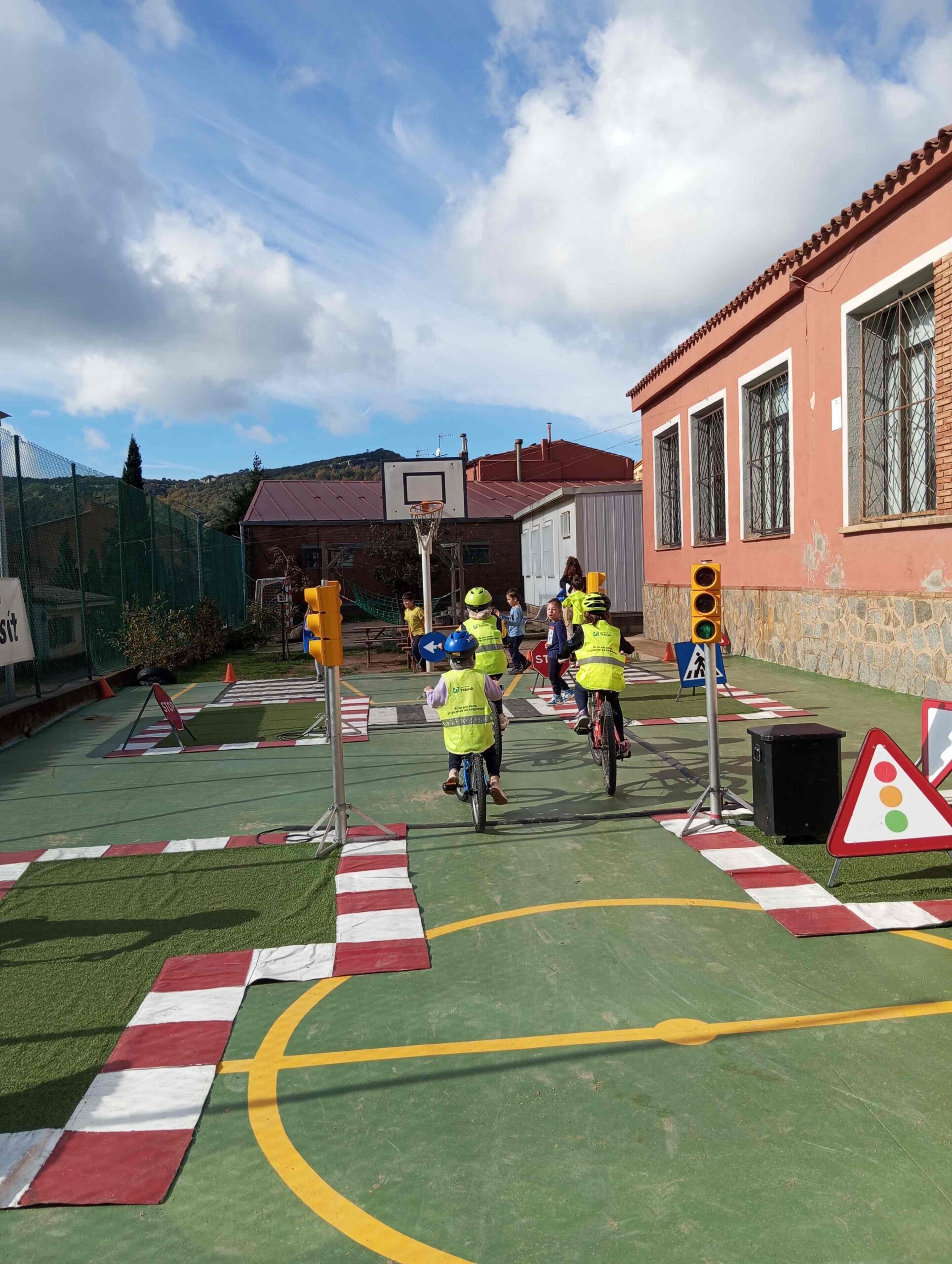 TALLER EDUCACIO VIARIA (23) (Copy)