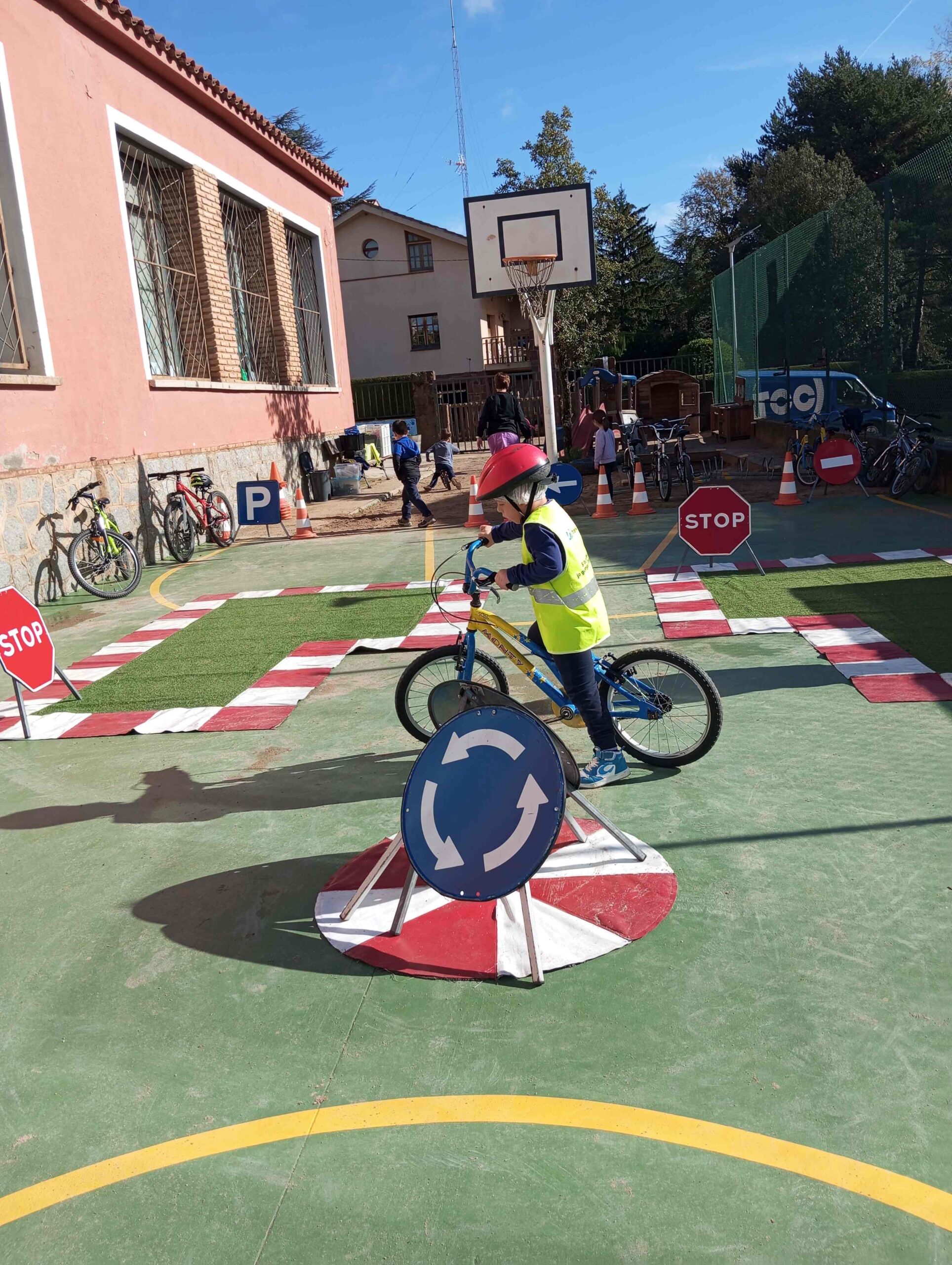 TALLER EDUCACIO VIARIA (26) (Copy)