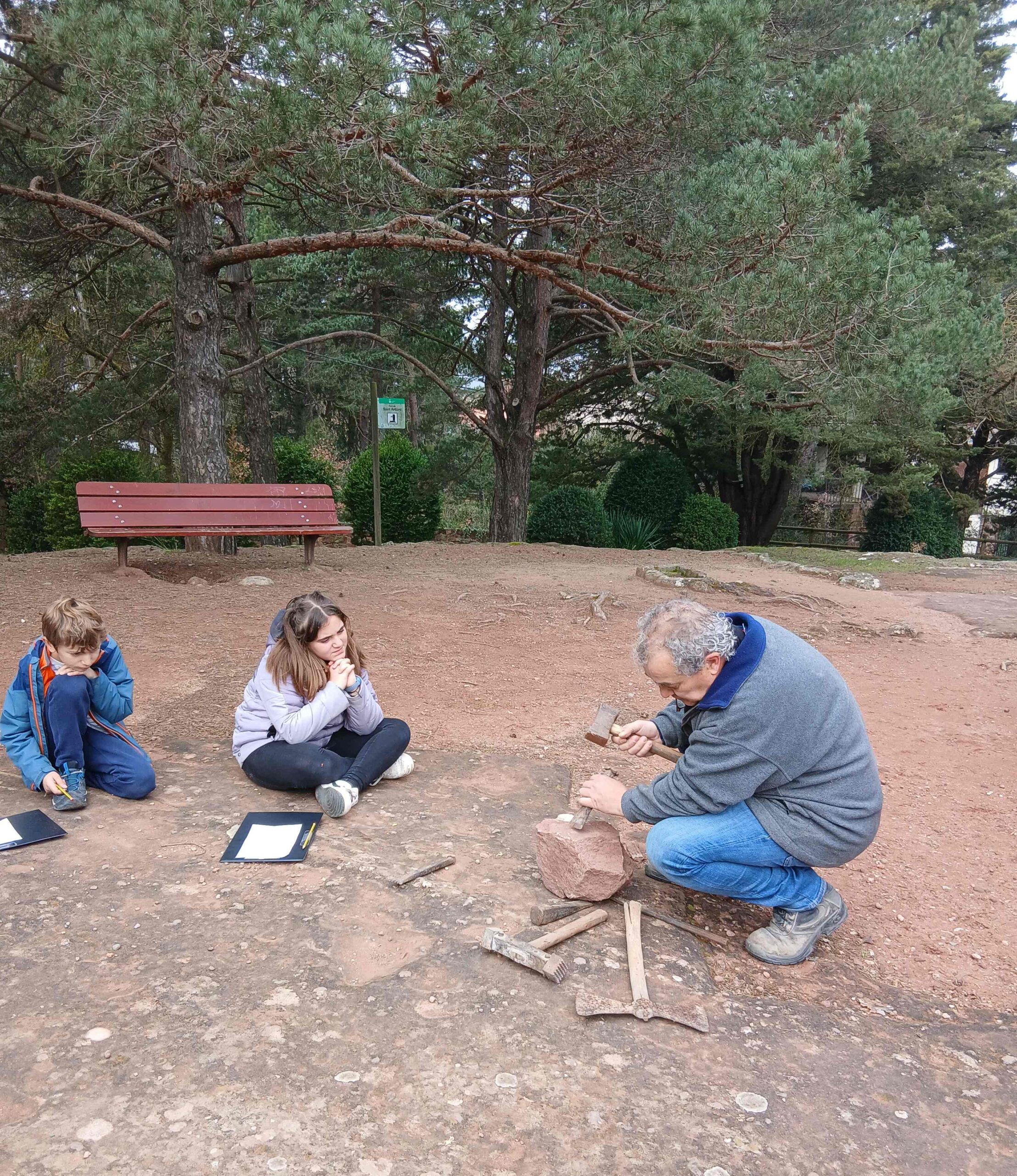 pedra vermella (2) (Copy)