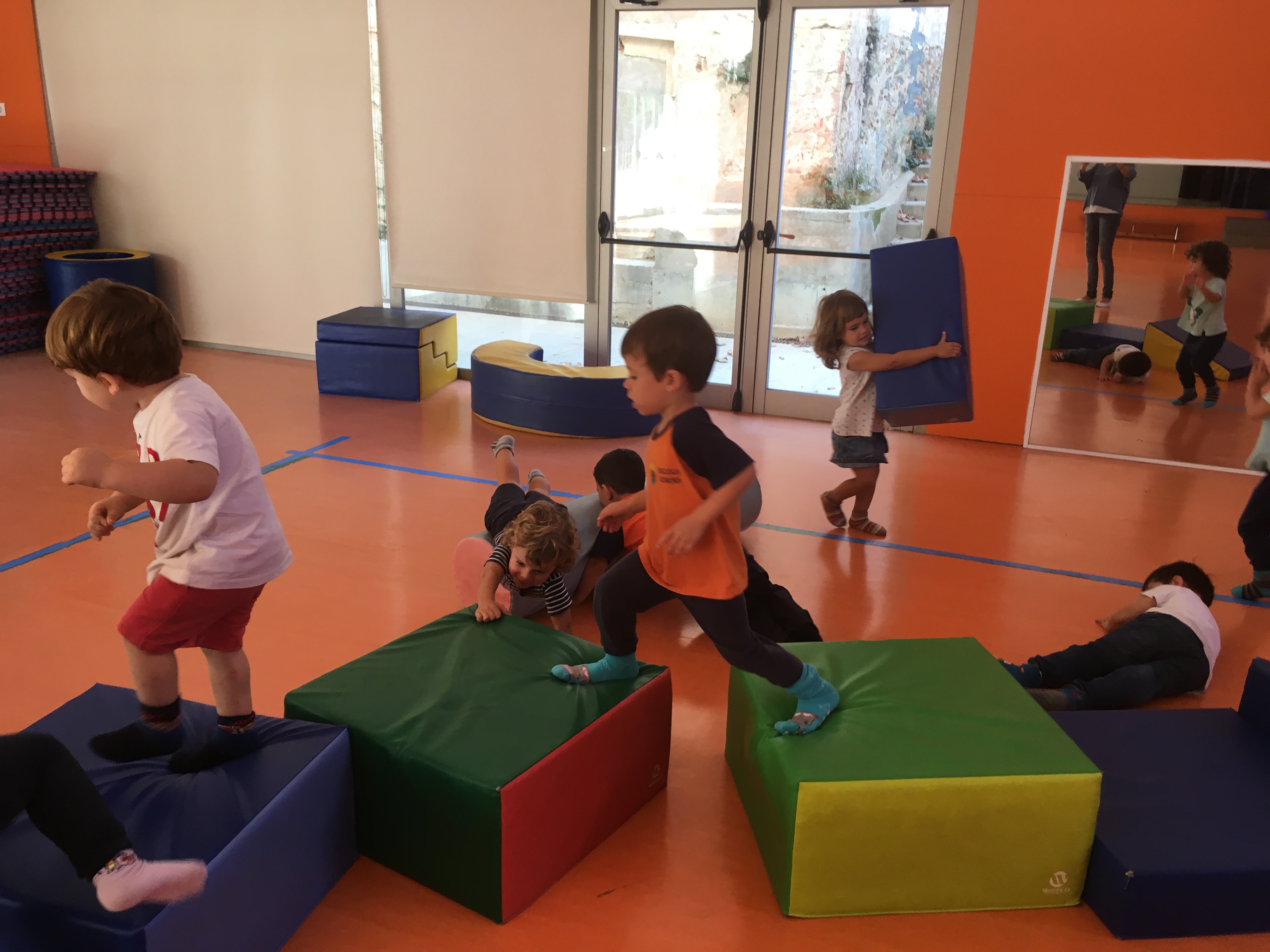 20171005_133615671_iOS