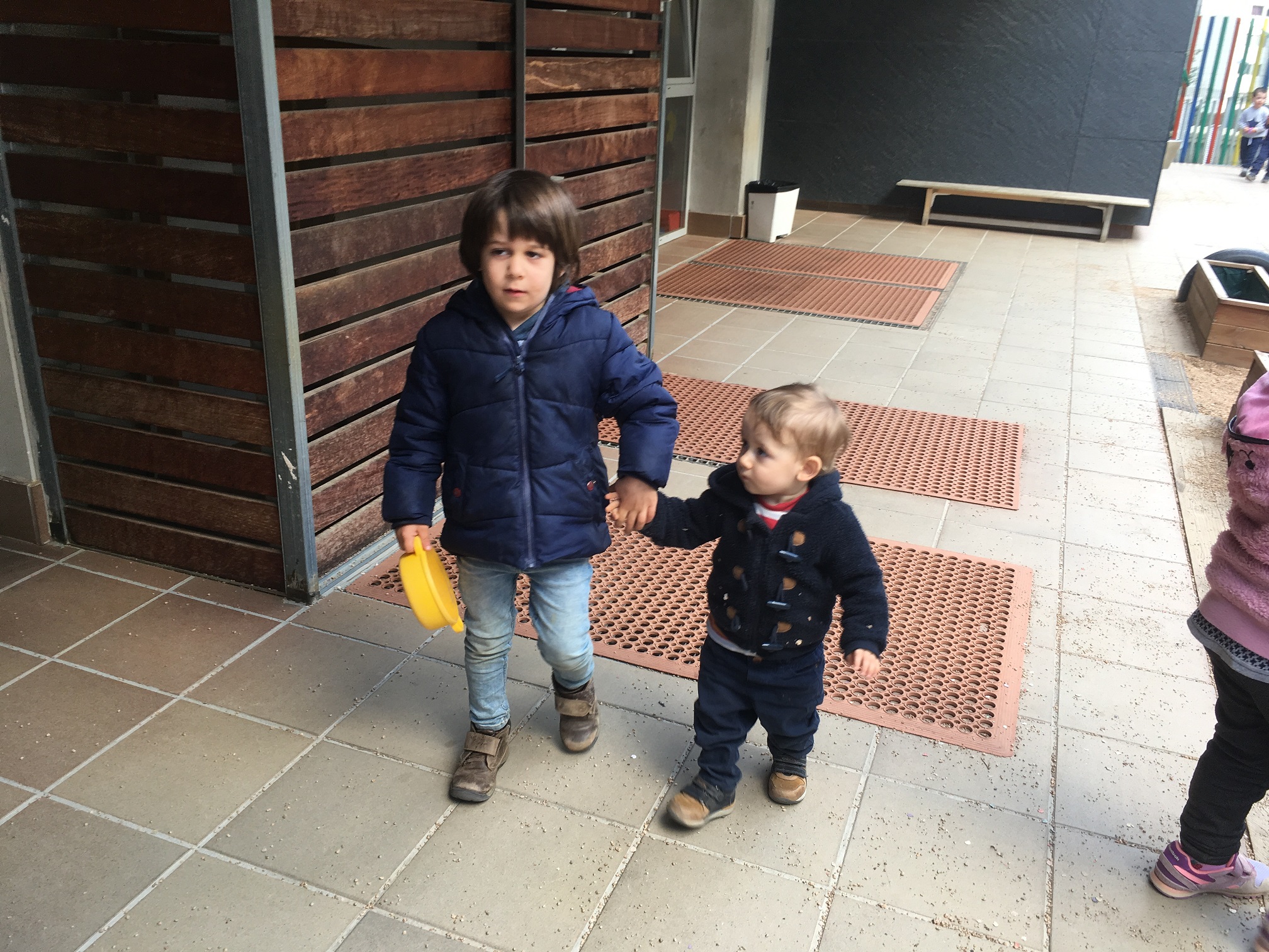 20180316_144618236_iOS