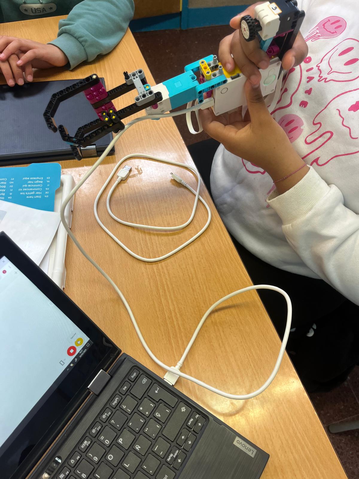 512532f5-4ab4-4332-8e0e-e08336c62366