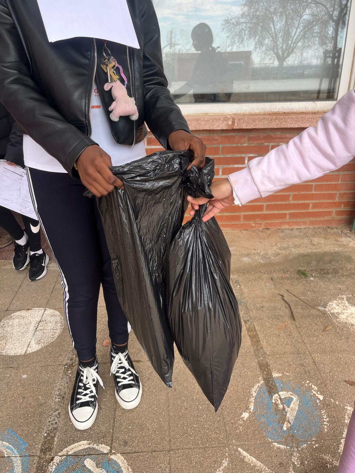 e9bf24b4-39de-47c7-9adf-c4529205ab32