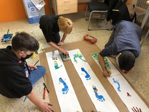 EFA3C774-4384-4E4B-ABE1-A85C0D9F5B89_1_105_c