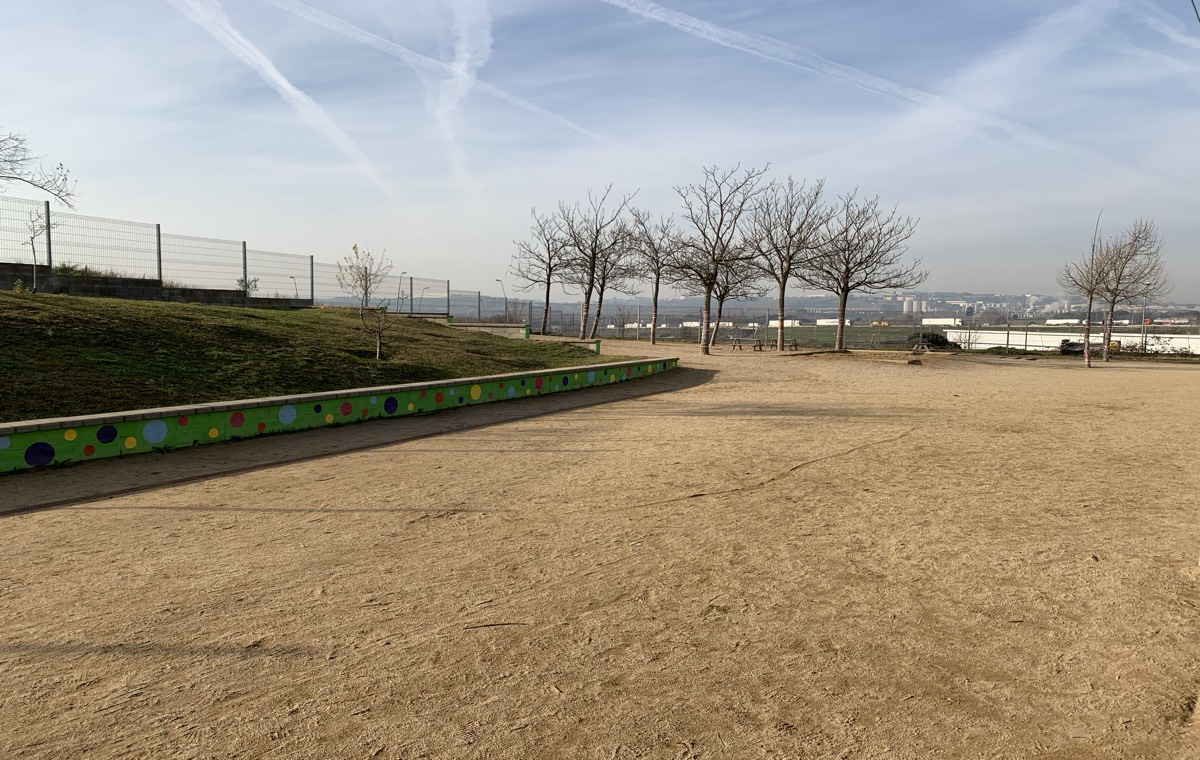 9B9464A5-1E1B-4B50-81FD-1FF8F512EDAB