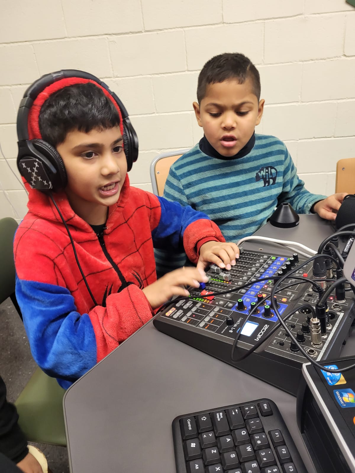 WhatsApp Image 2024-02-06 at 12.16.09 (1)