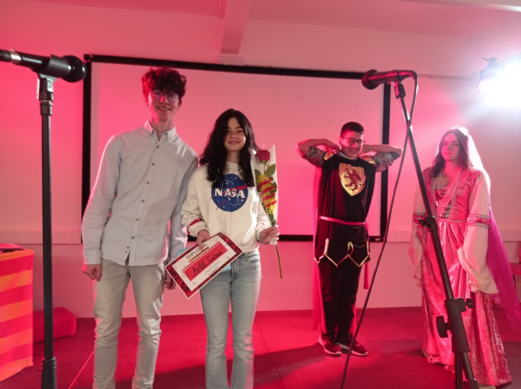 1r premi narrativa anglès