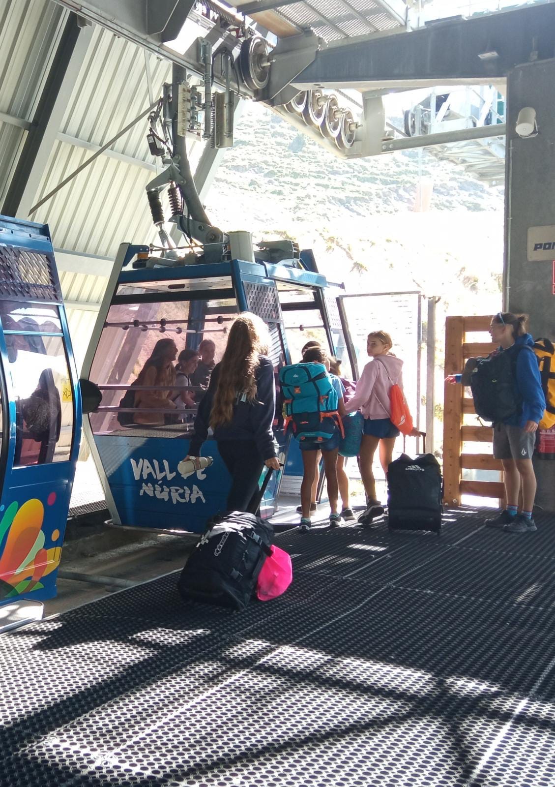 6070a8a5-2700-4a72-9135-93e59c256b2c