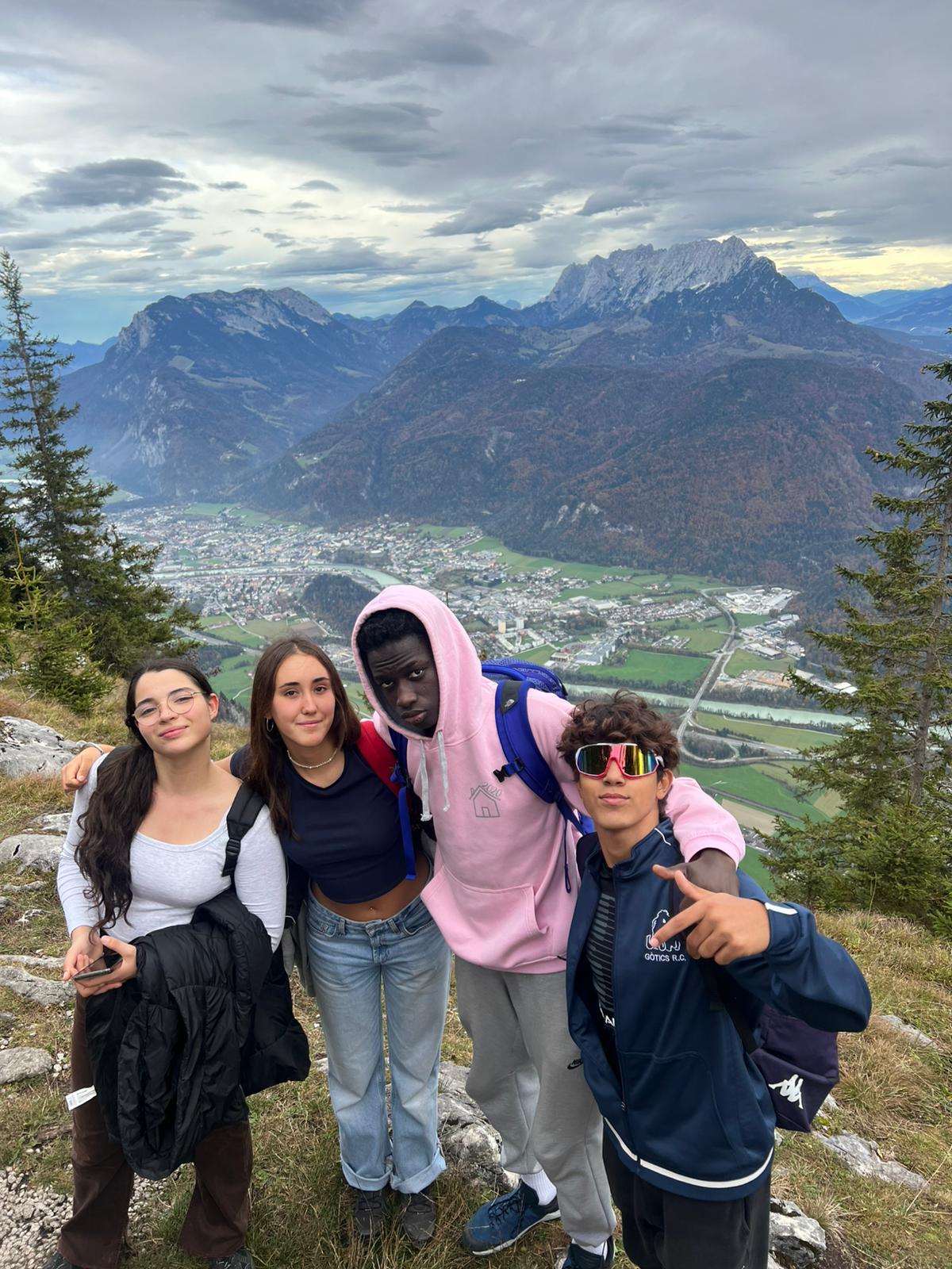 WhatsApp Image 2024-10-21 at 17.27.22