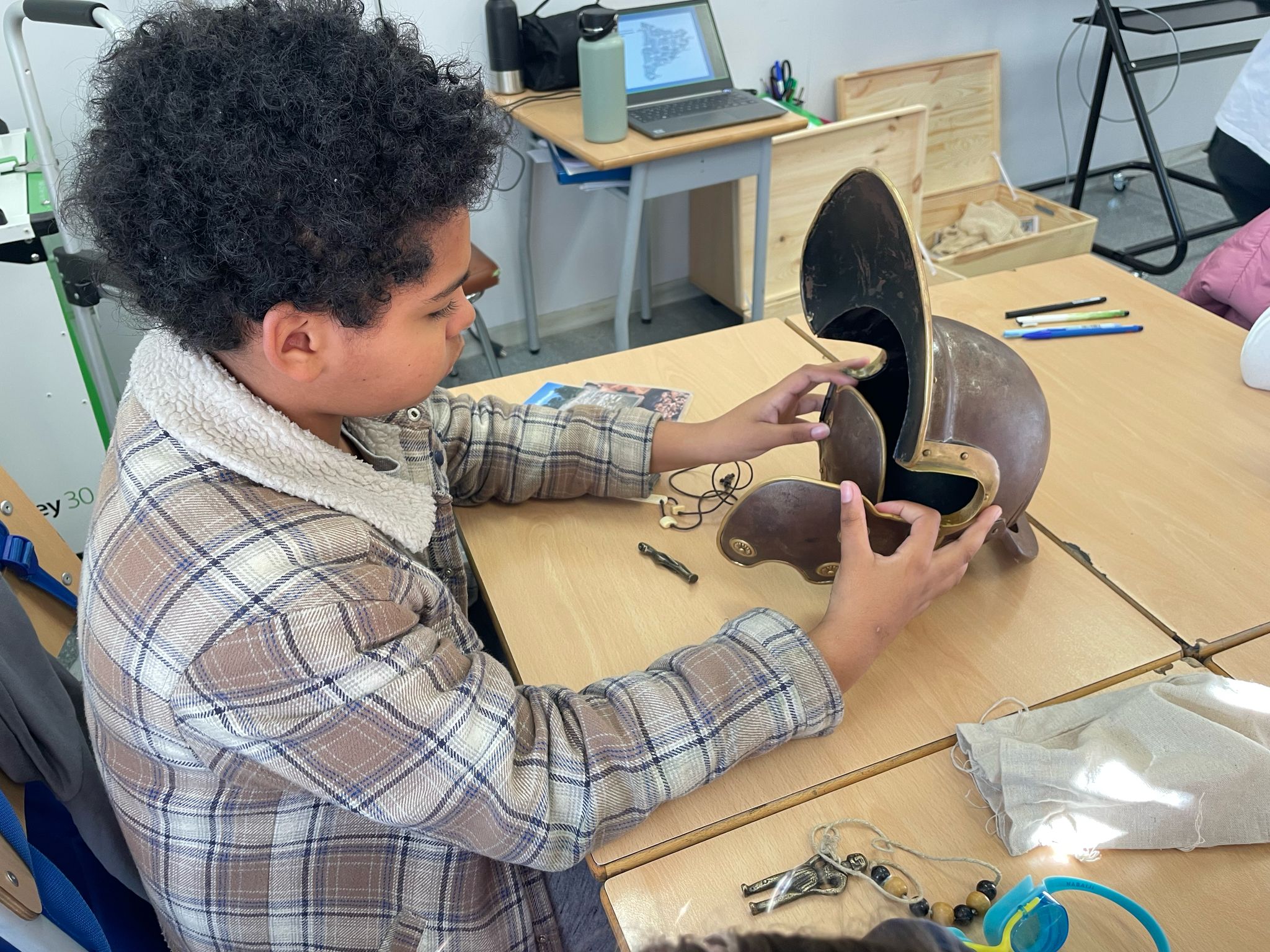 WhatsApp Image 2025-02-28 at 11.39.39 (2)