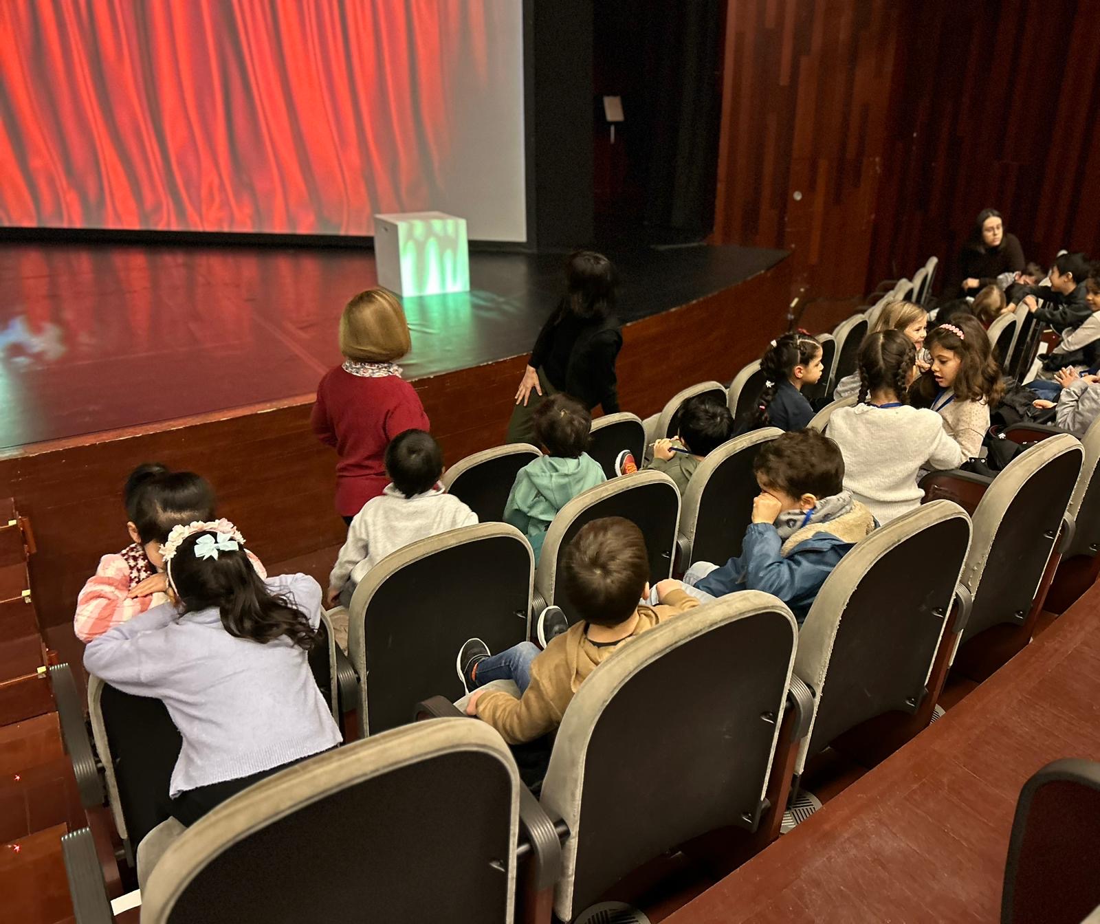 7763b59f-a565-481b-9199-12510fe05557