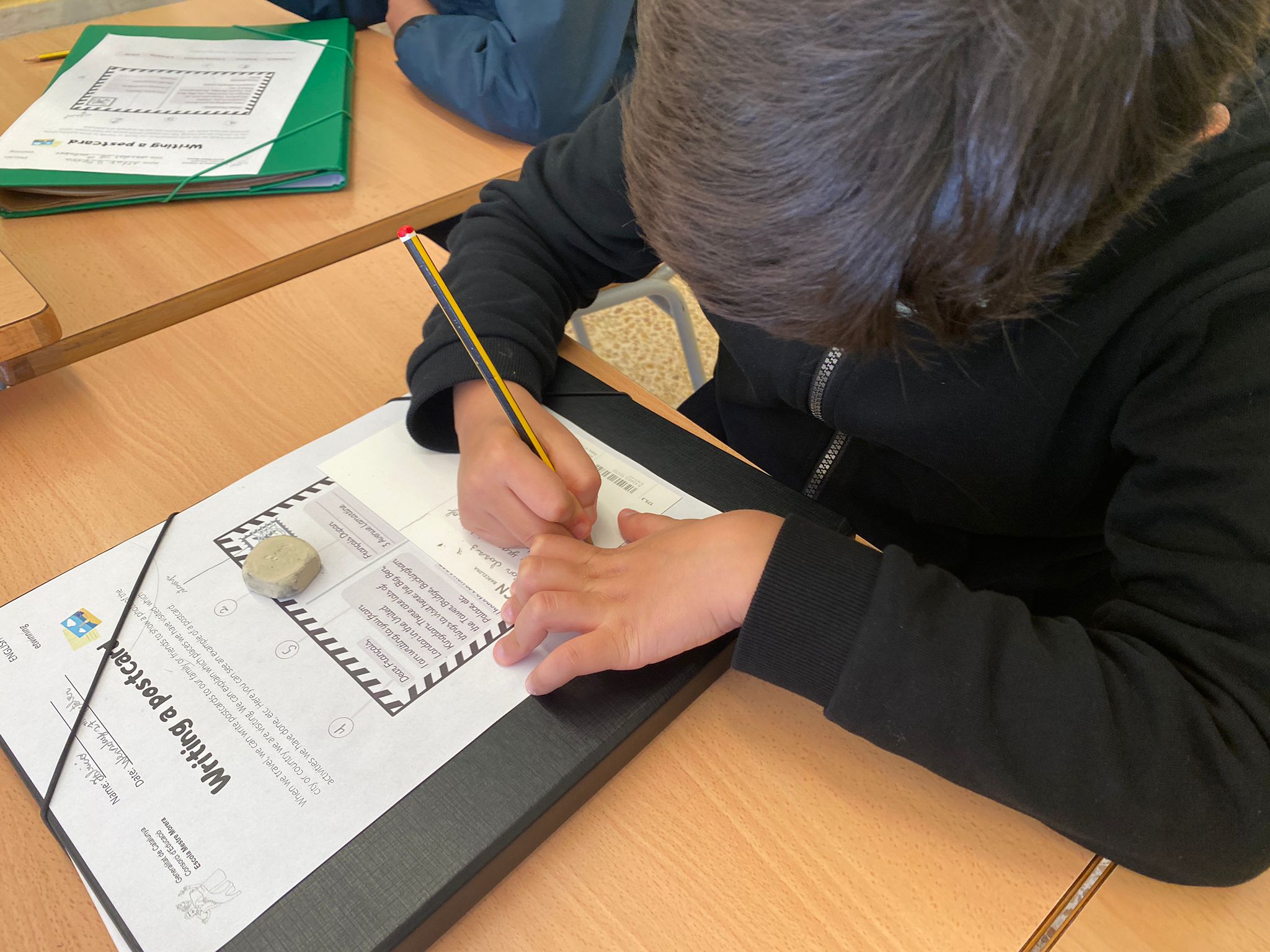 14E10C71-C5BB-4DFE-A9EE-A5D0409CACA4