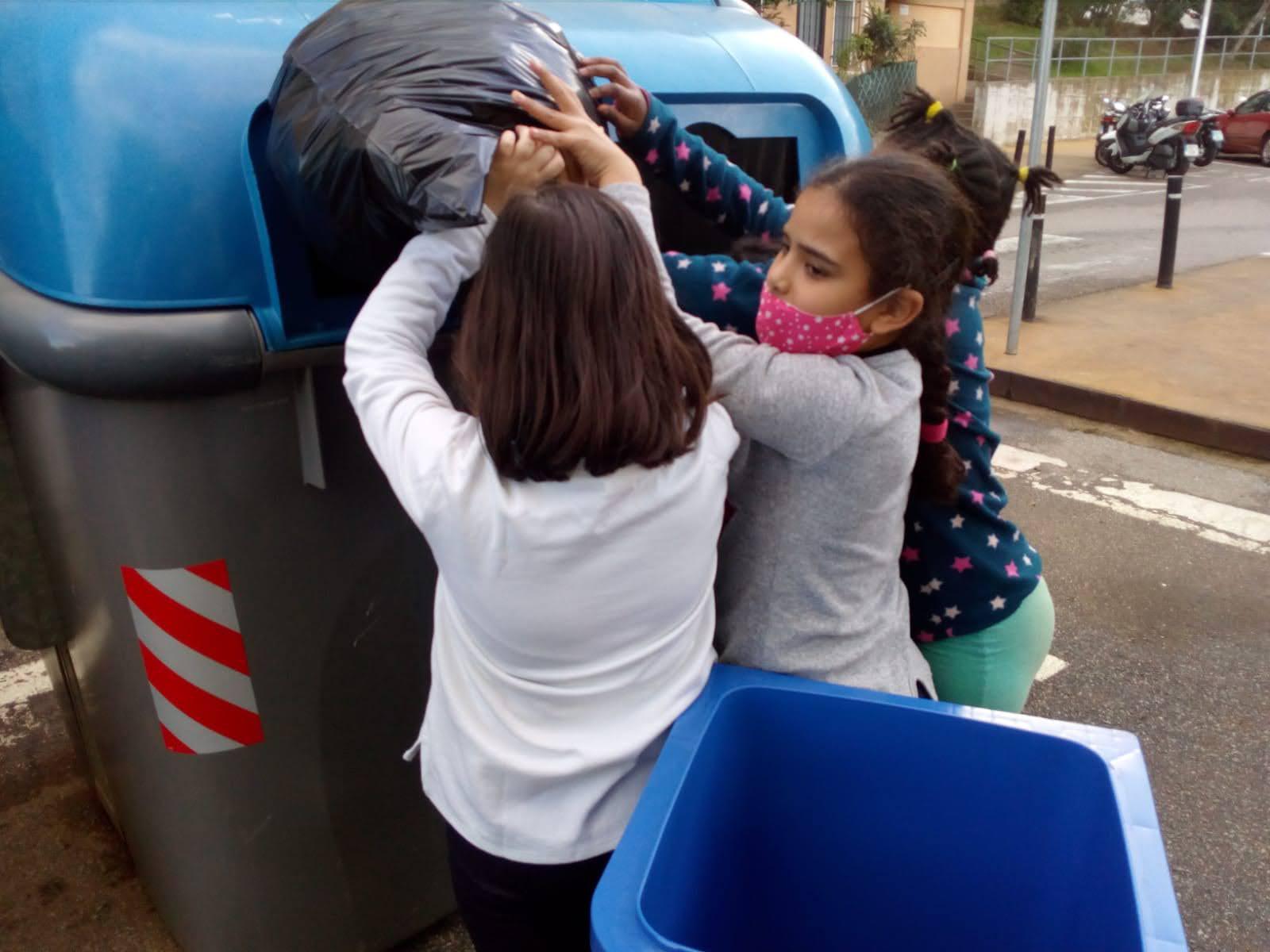 9B4084A2-1CEE-41C8-A3C8-ECEEF3B4E549