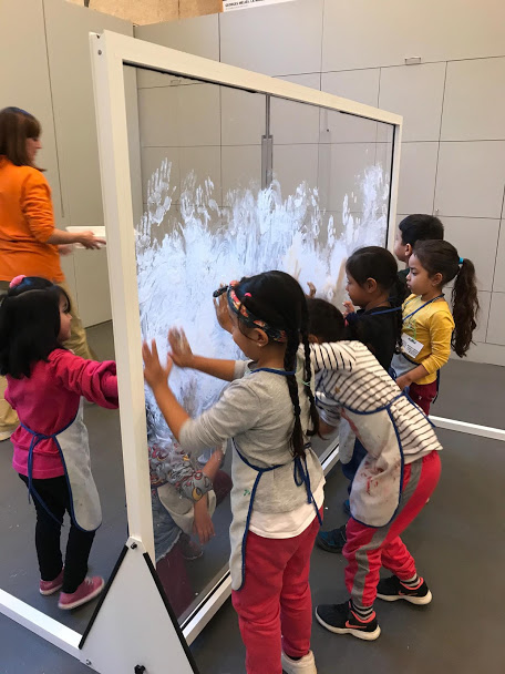 81aadb19-fb26-4592-9d27-a2fcfe0ca0a1