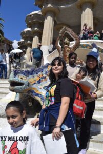 Grup d'alumnes al Park Güell