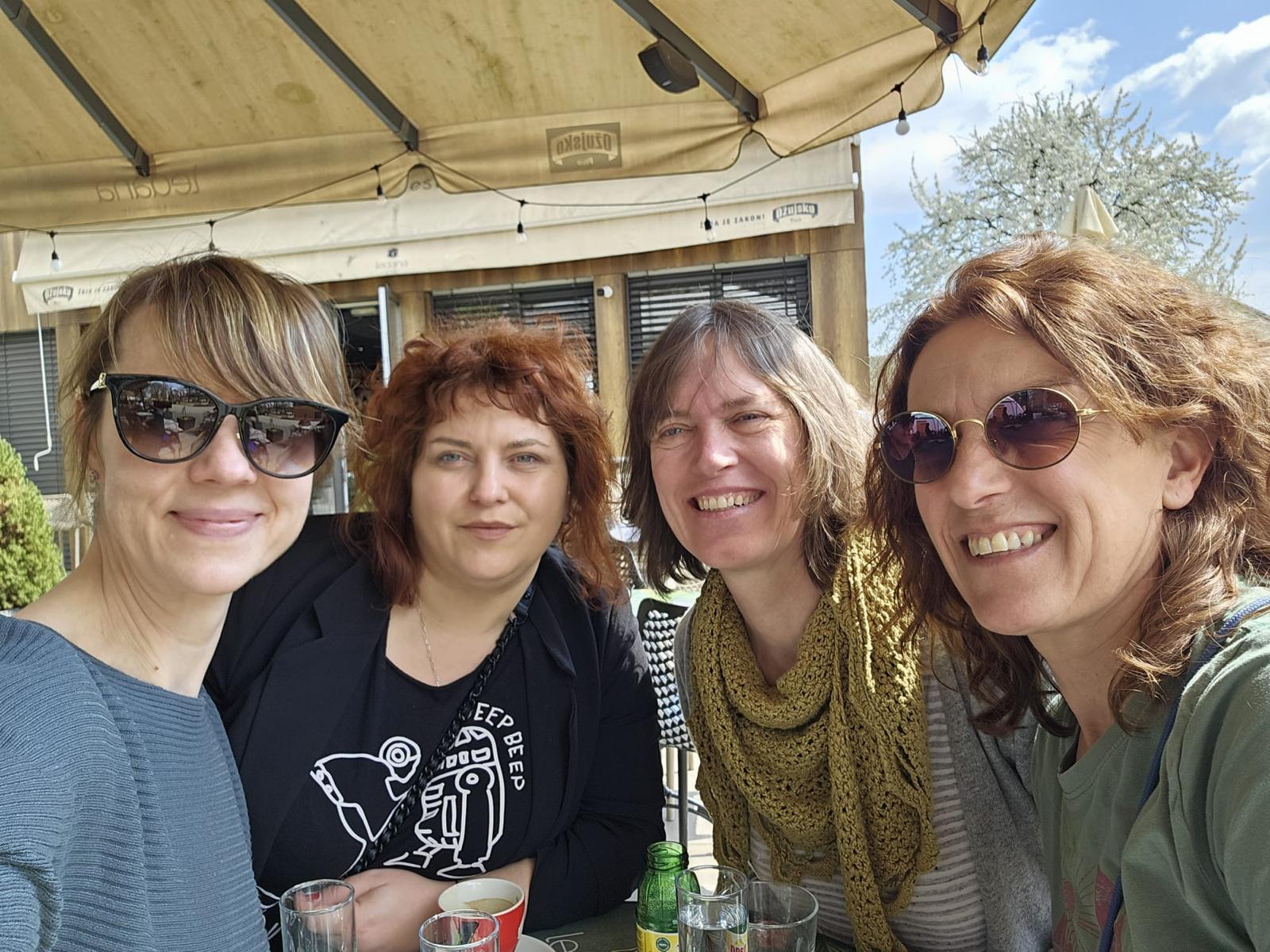 2ea0421f-0563-4da5-ad0c-60531c06f088