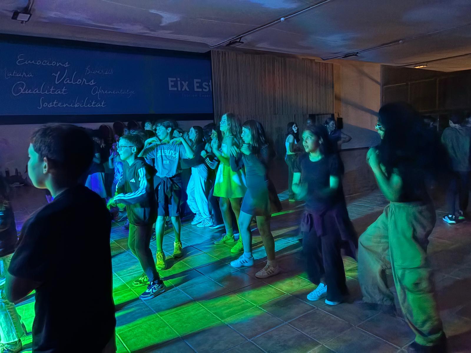 PHOTO-2025-10-06-19-01-10 2