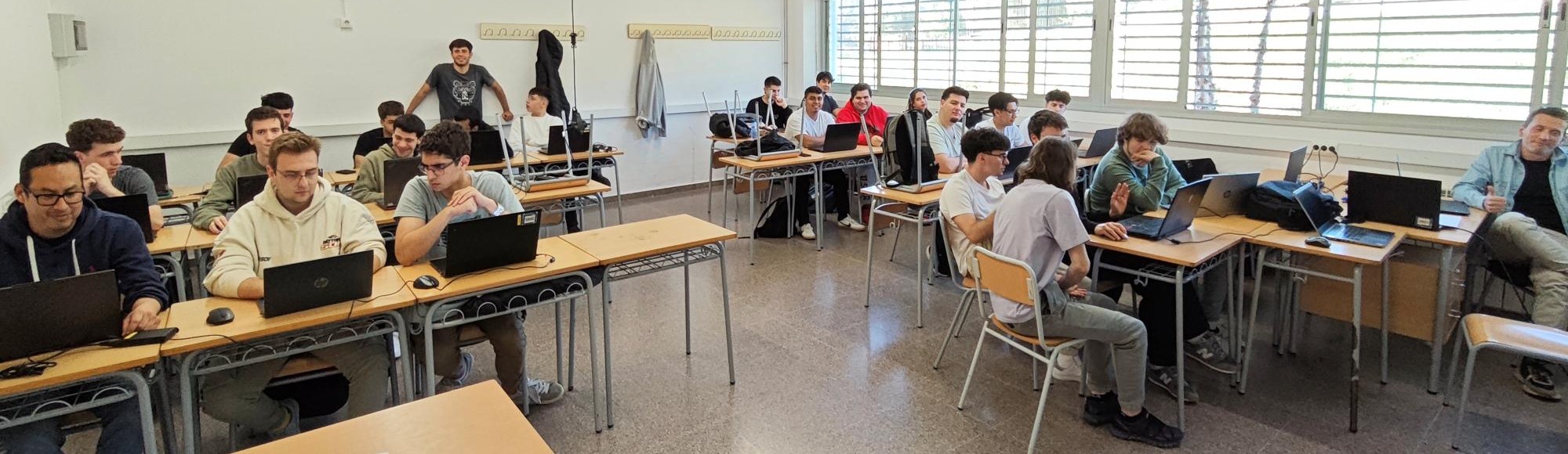 Grup de 2n d'ASIX durant la jornada