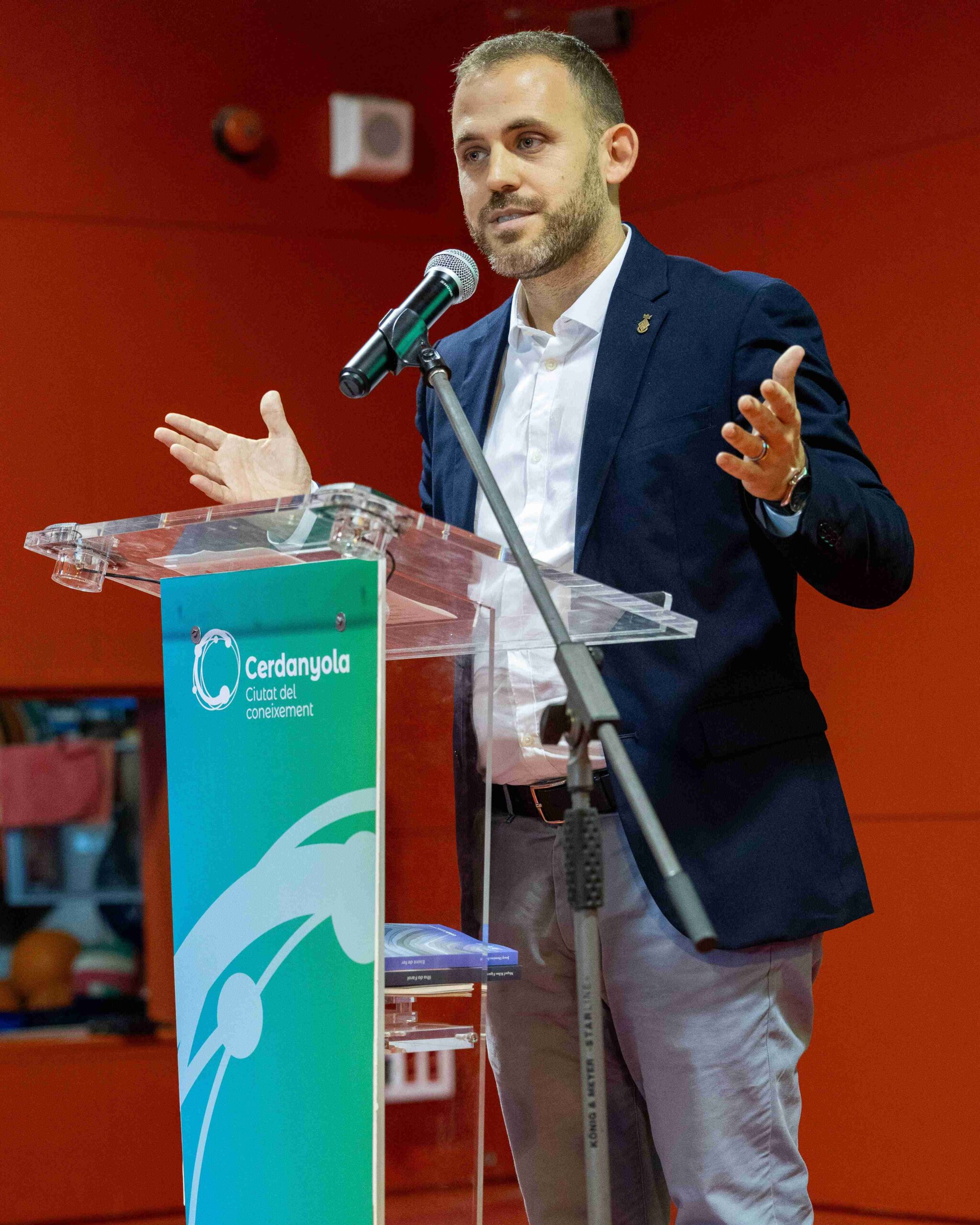 np_2X3A2282-compressed