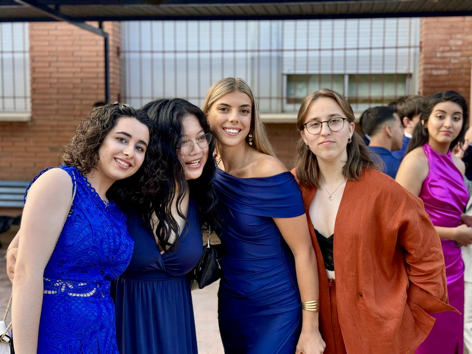 c6f96456-7262-4783-b203-8f1c6983ff34