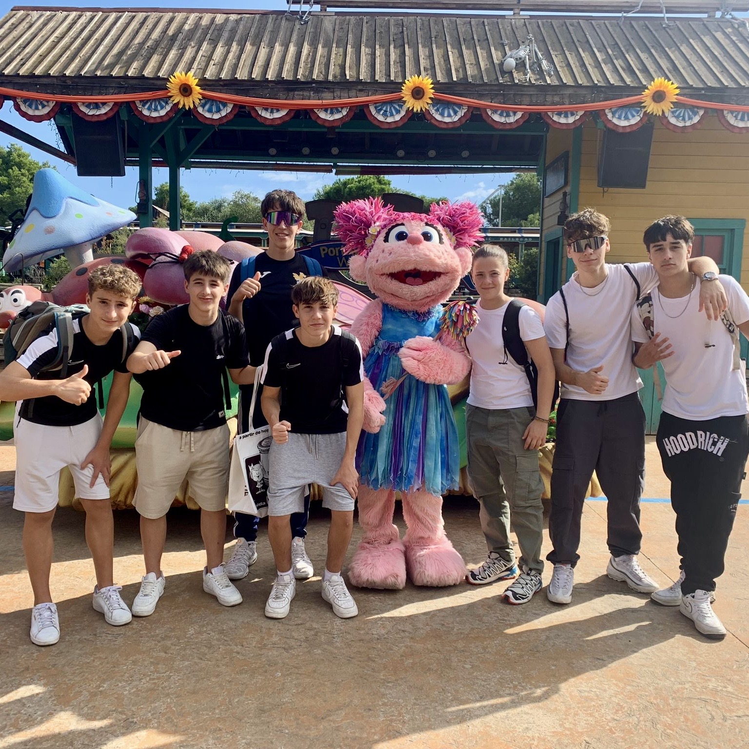 0e129cdd-44d5-4092-acd6-55365b8e6458