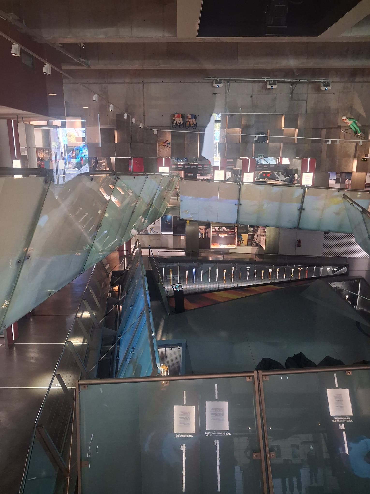 WhatsApp Image 2025-12-09 at 15.22.19 (5)