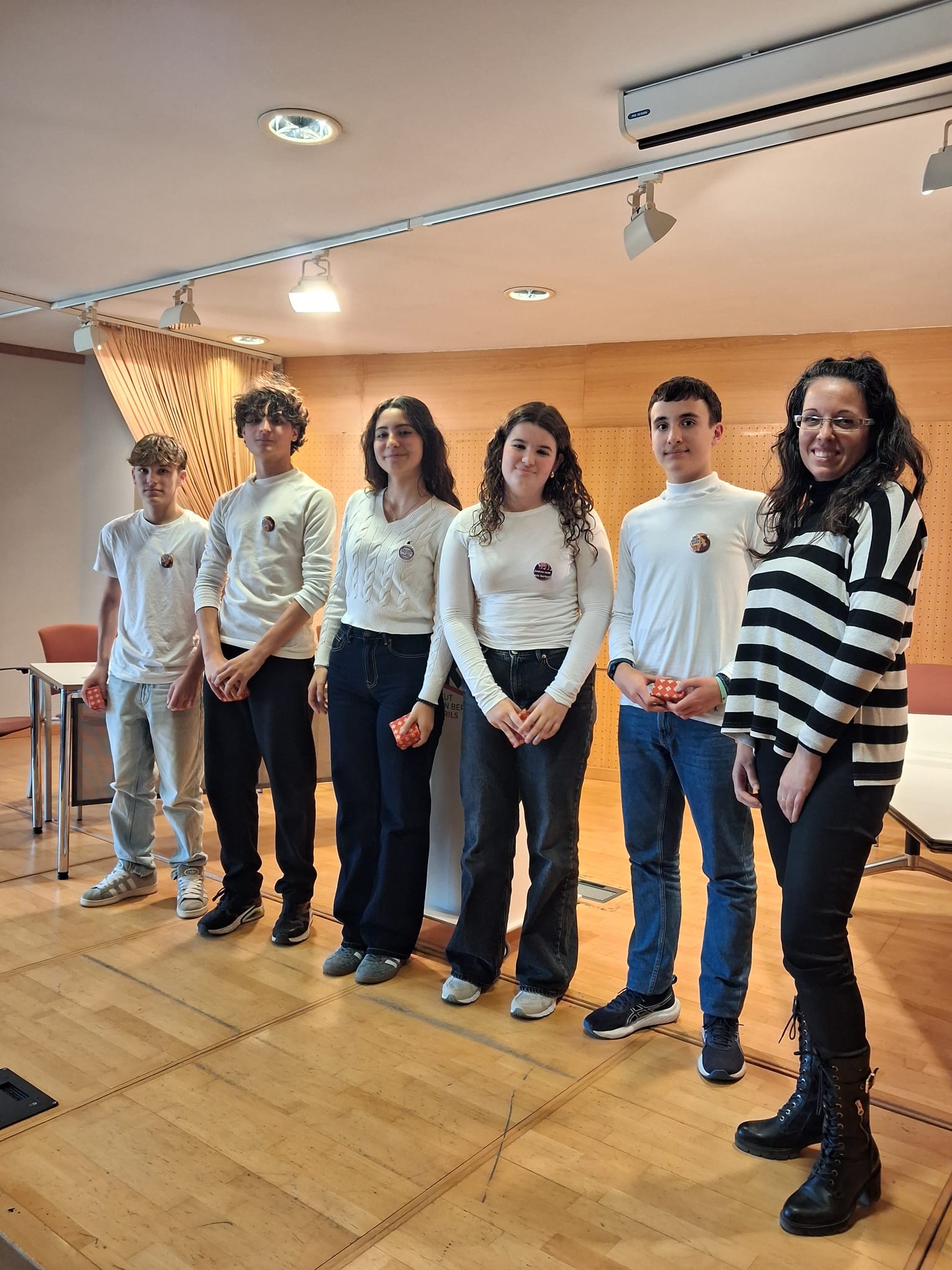 WhatsApp Image 2025-12-12 at 09.58.27 (51)