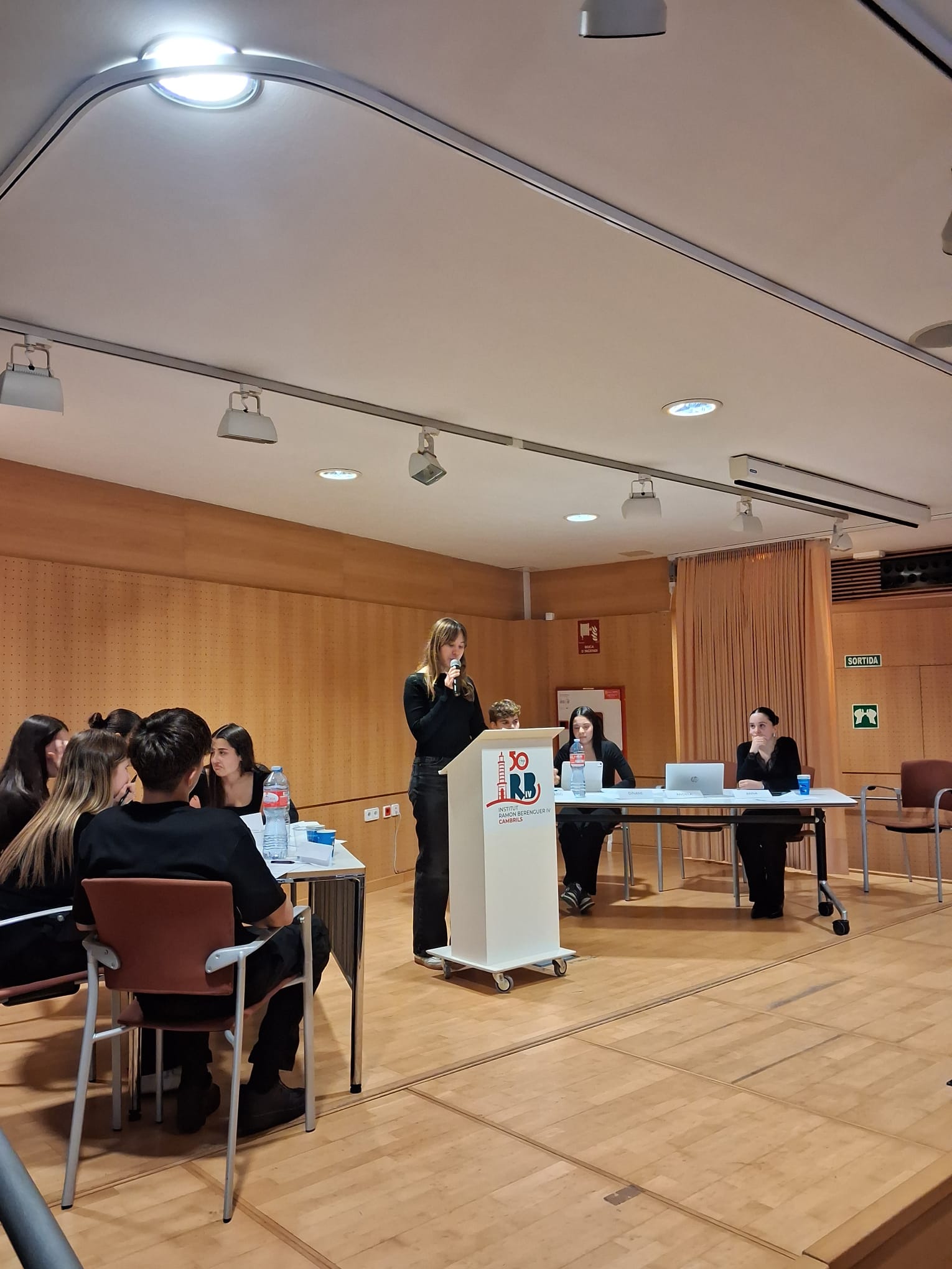 WhatsApp Image 2025-12-15 at 16.20.44 (36)