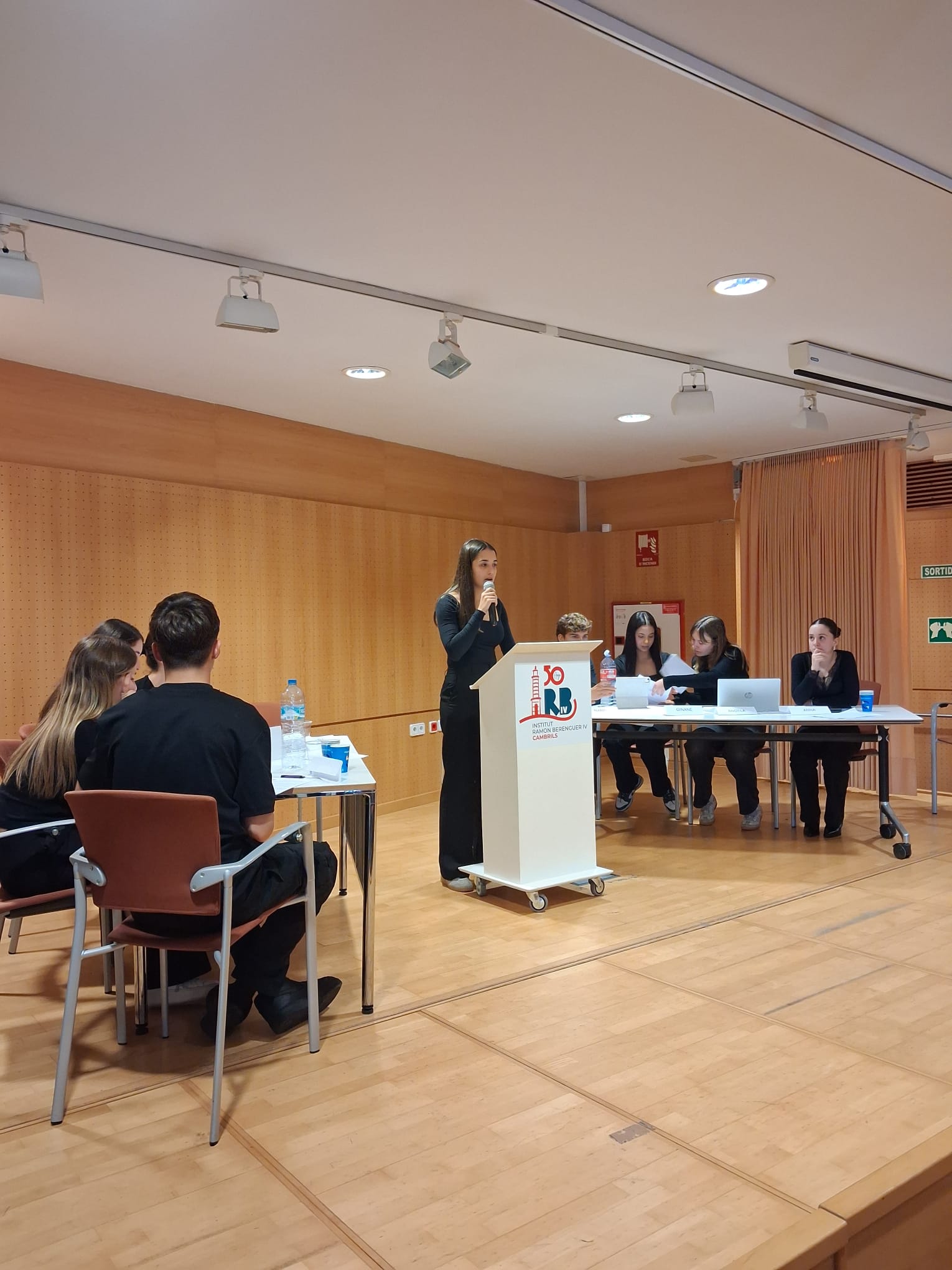 WhatsApp Image 2025-12-15 at 16.20.44 (40)