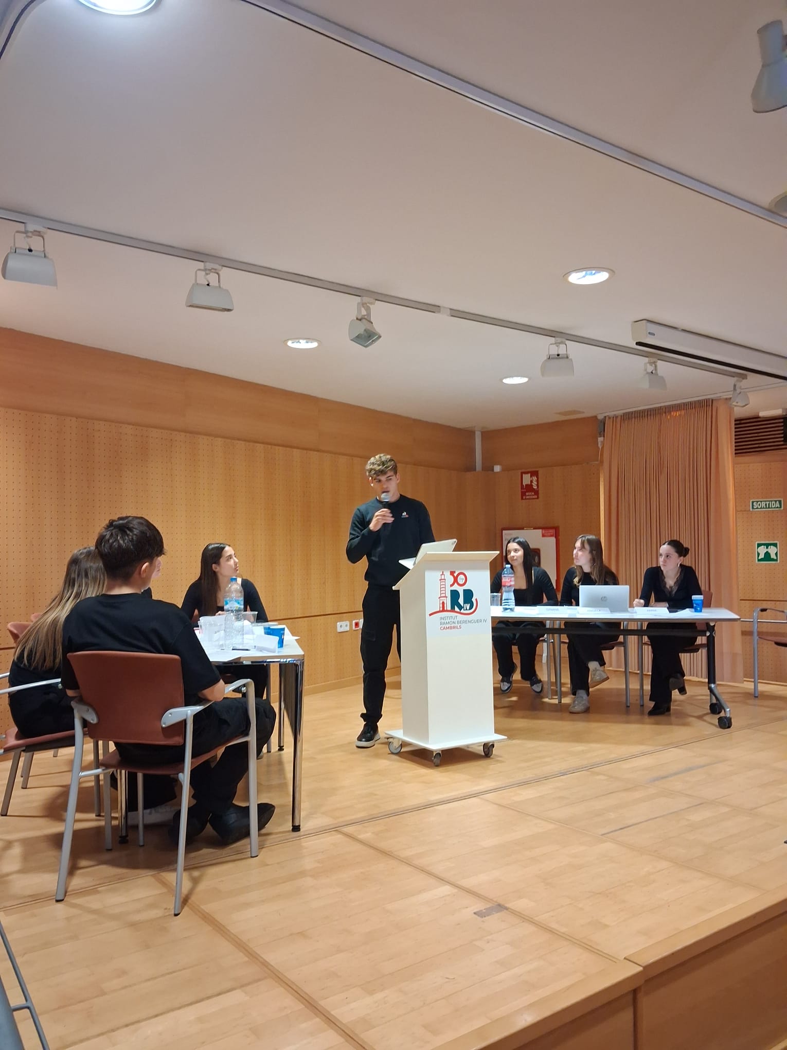 WhatsApp Image 2025-12-15 at 16.20.44 (41)