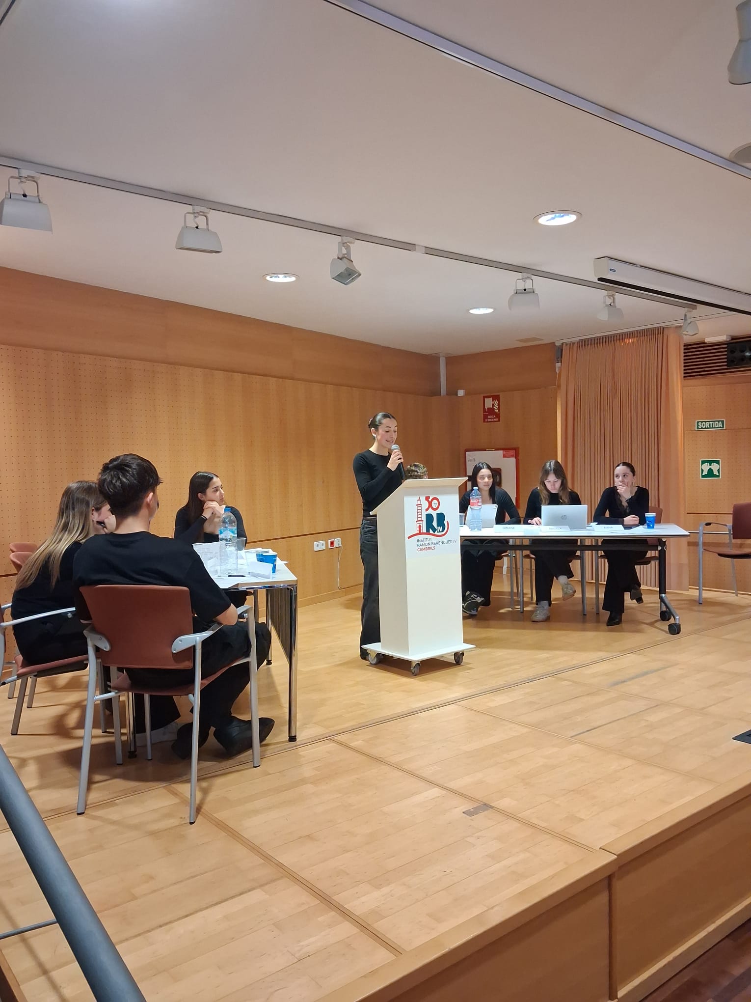 WhatsApp Image 2025-12-15 at 16.20.44 (45)