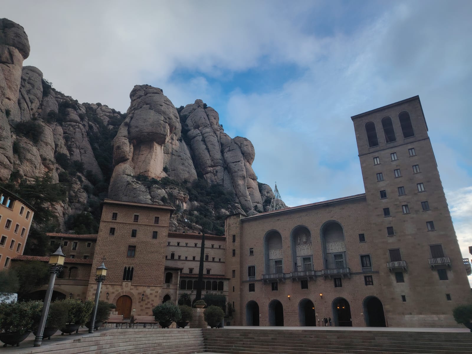 WhatsApp Image 2025-02-11 at 14.23.28 (2)