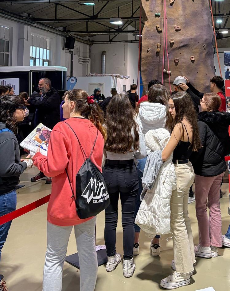 WhatsApp Image 2025-03-20 at 11.44.34