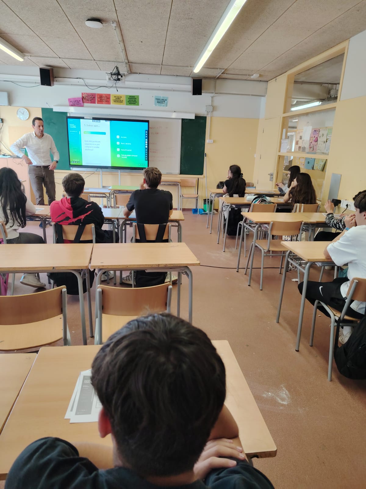 WhatsApp Image 2025-05-07 at 09.25.35