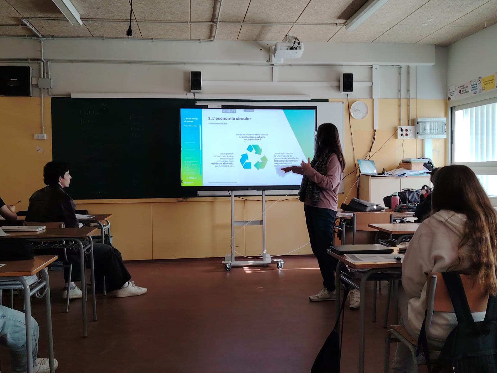 WhatsApp Image 2025-05-07 at 11.00.52