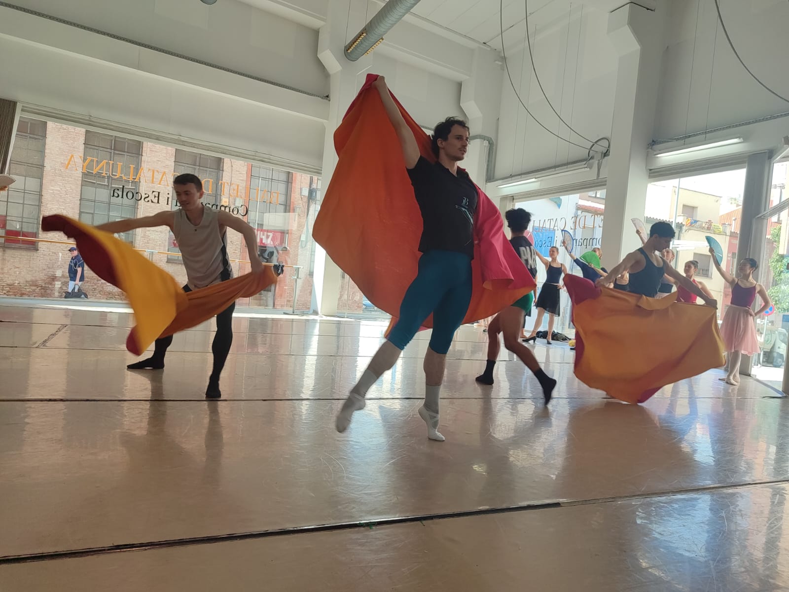 WhatsApp Image 2025-05-14 at 13.39.14