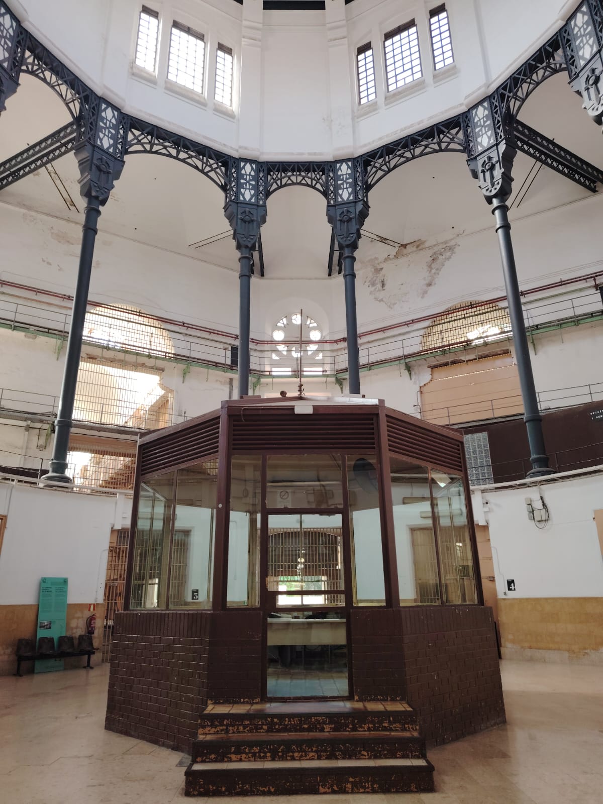 WhatsApp Image 2025-10-07 at 13.25.53 (1)