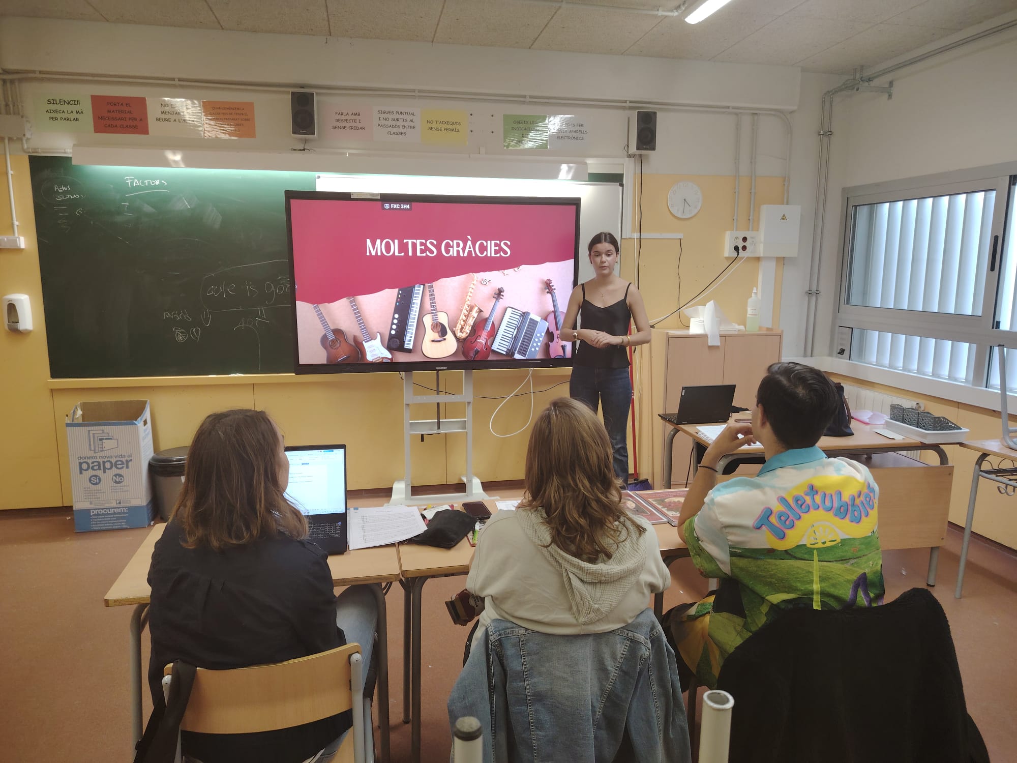 WhatsApp Image 2025-10-09 at 18.11.01 (1)