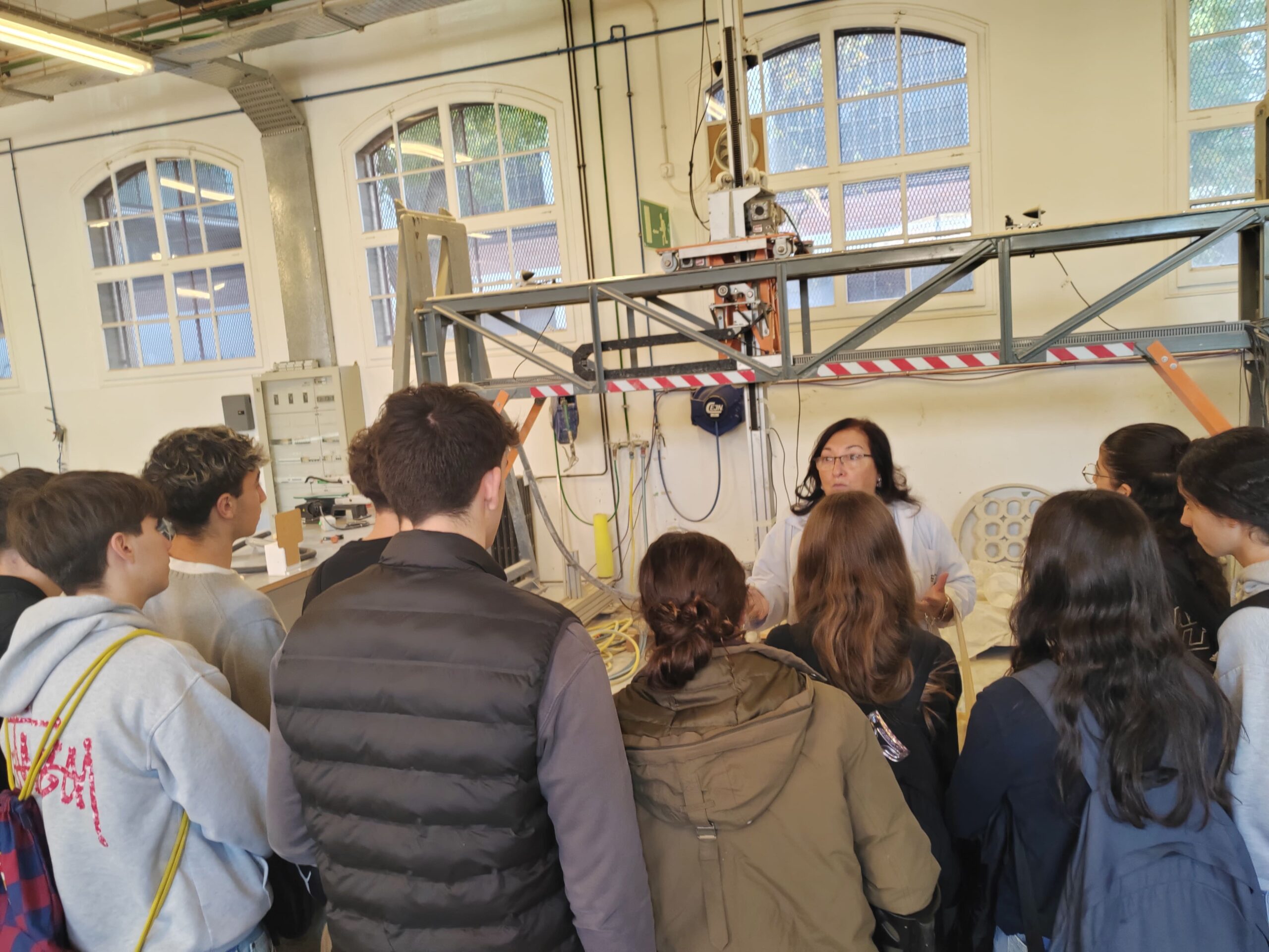 1000104090 - Victoria Gil (profe)-min