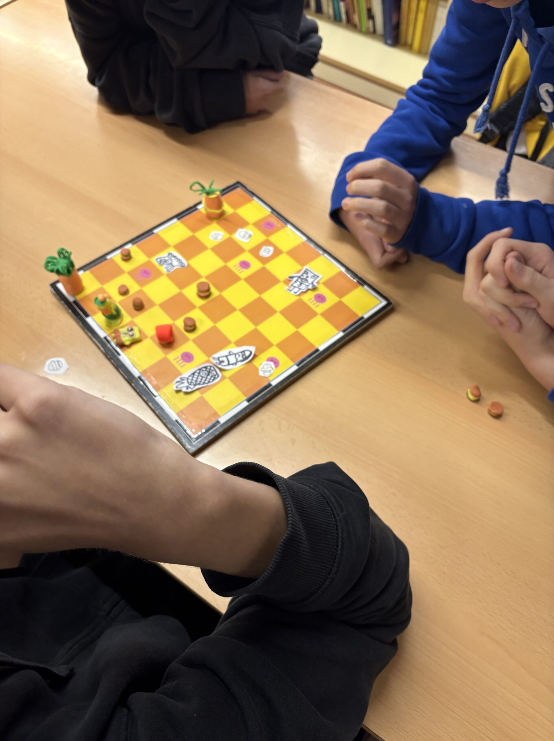 IMG_9601 - Laura Novials (profe) (1) (2)-min