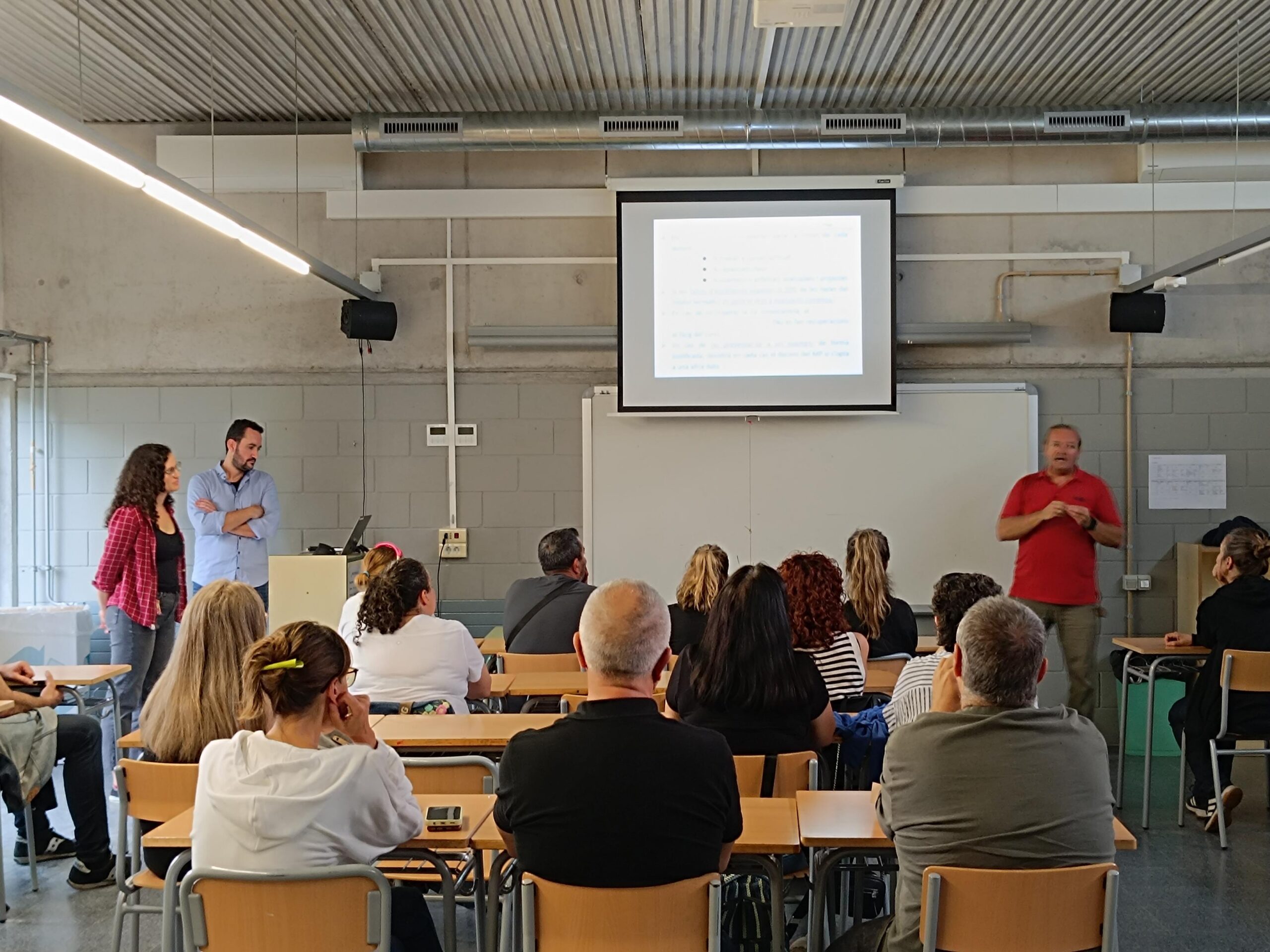 1000048599-3276x2457