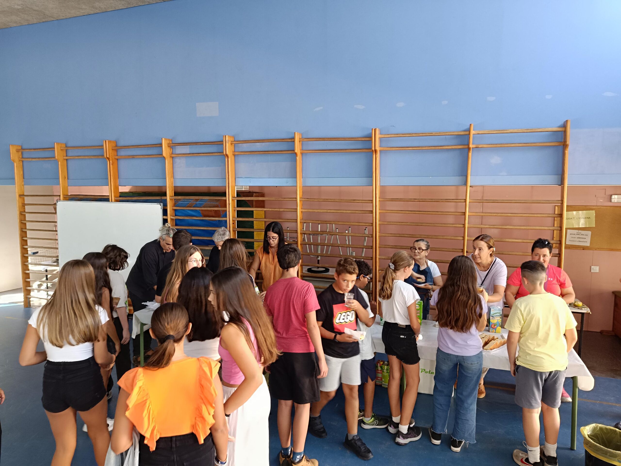 1725878440315-3276x2457