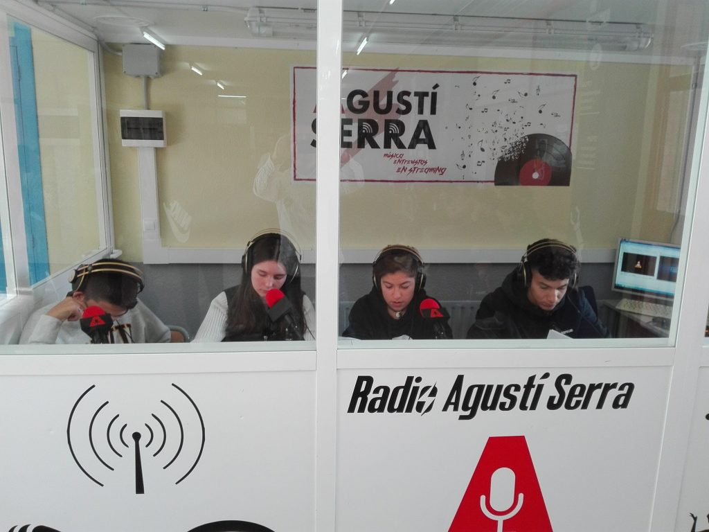 Ràdio, Ràdio AS, Agustí Serra i Fontanet