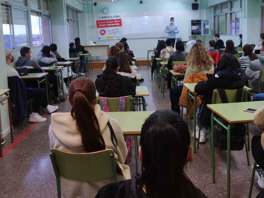 Cicles formatius, Seminari, Comerç Màrqueting, Agustí Serra, FP Dual